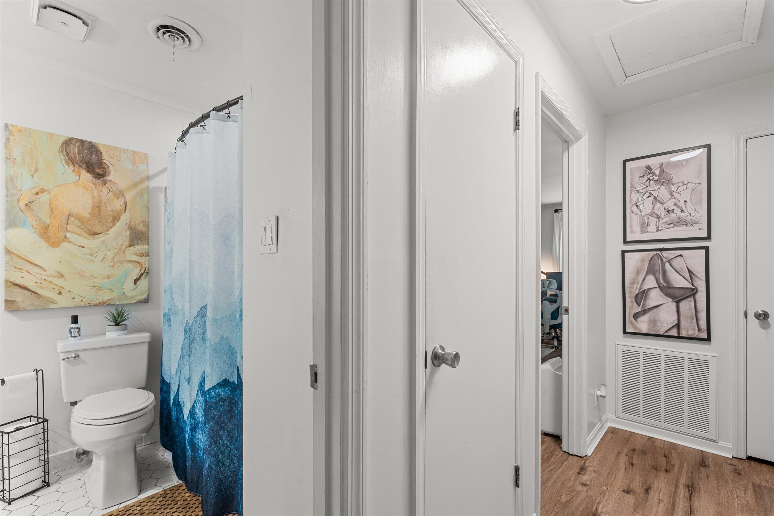 2518 E Springwood Court