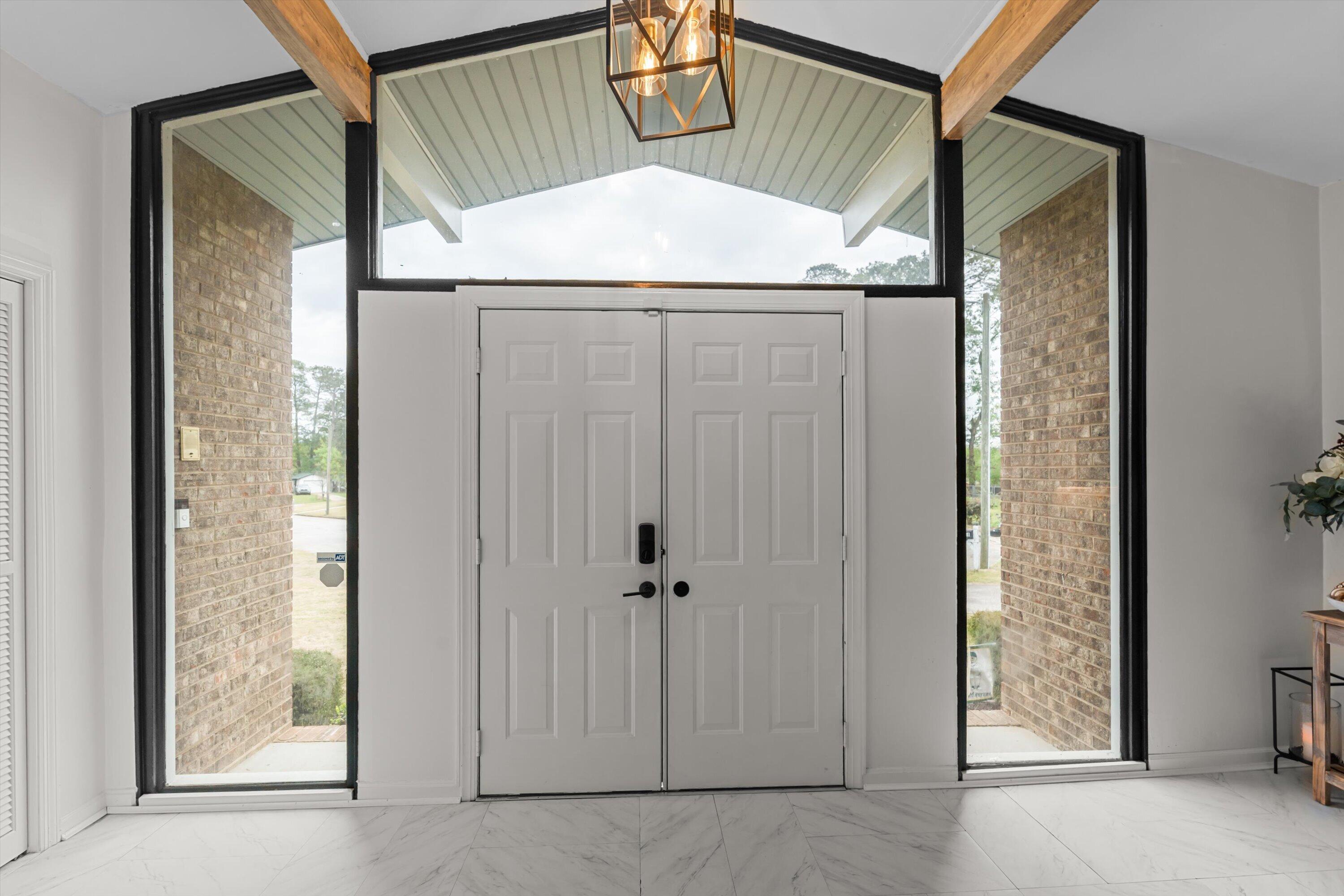 2518 E Springwood Court