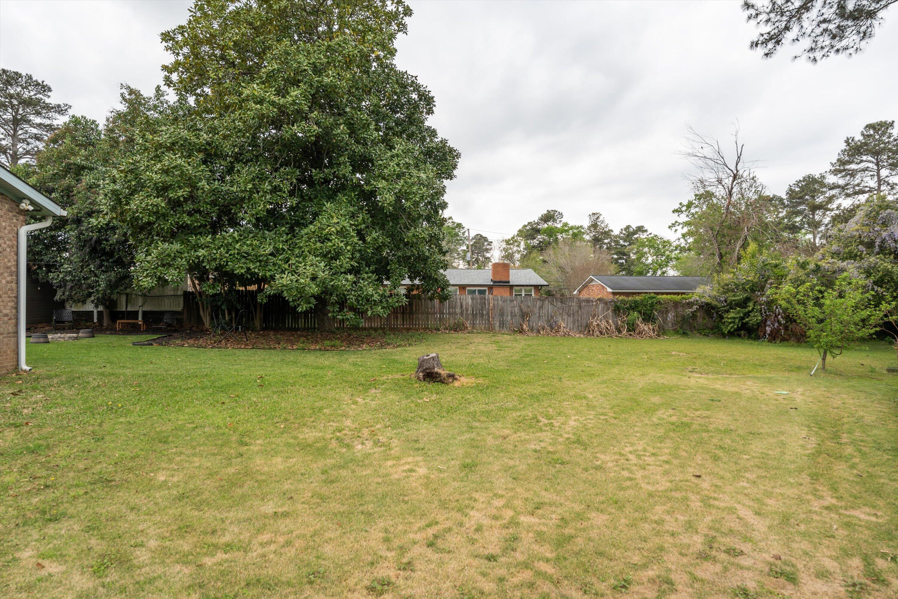 2518 E Springwood Court