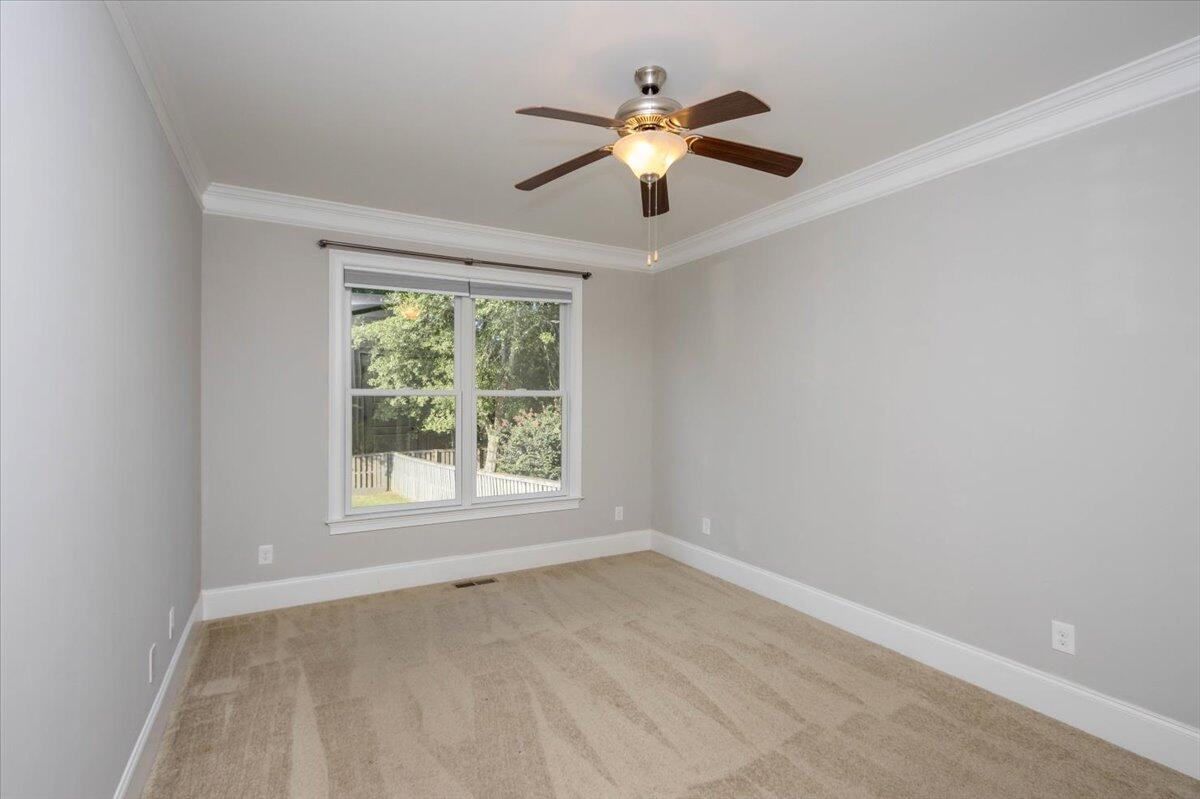 206 Dixon Court