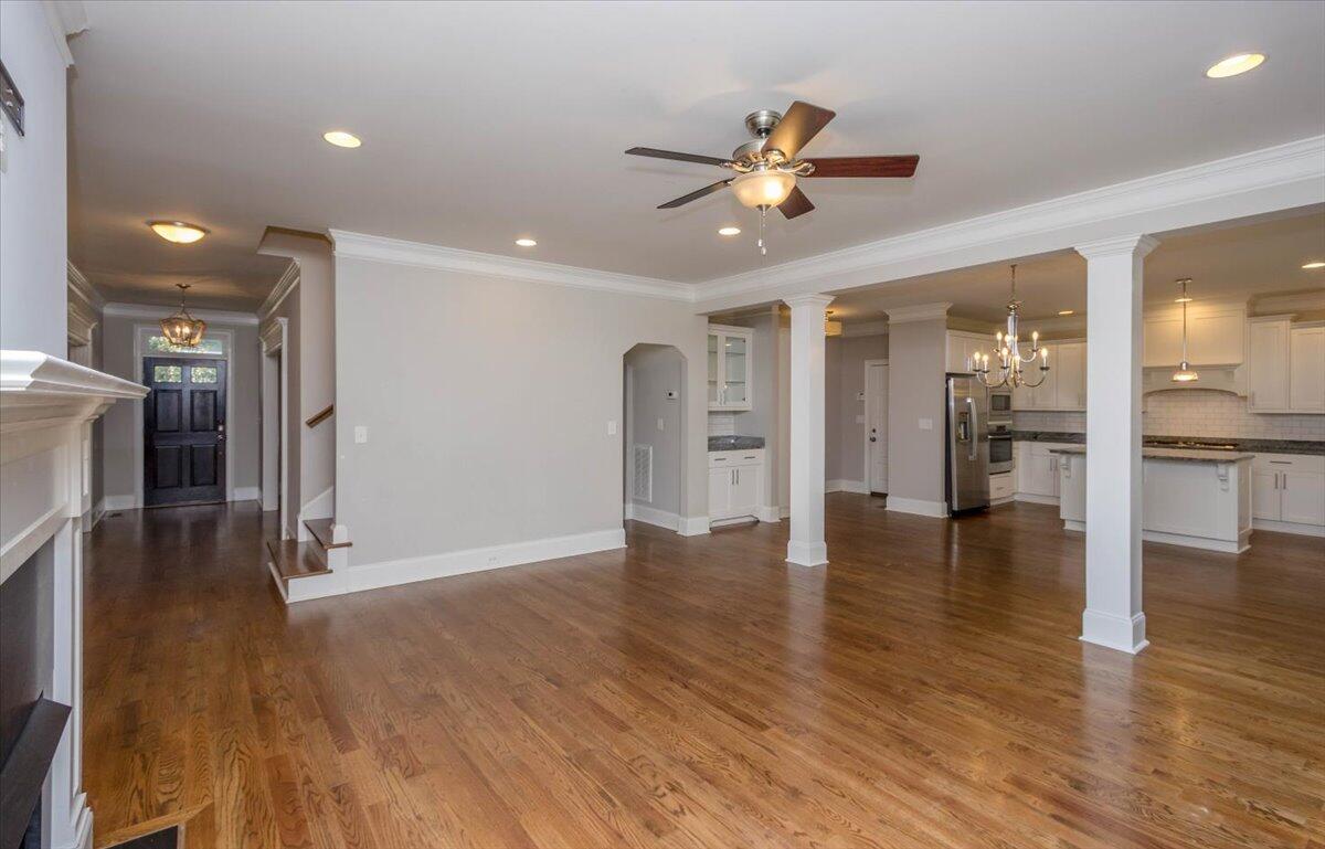 206 Dixon Court