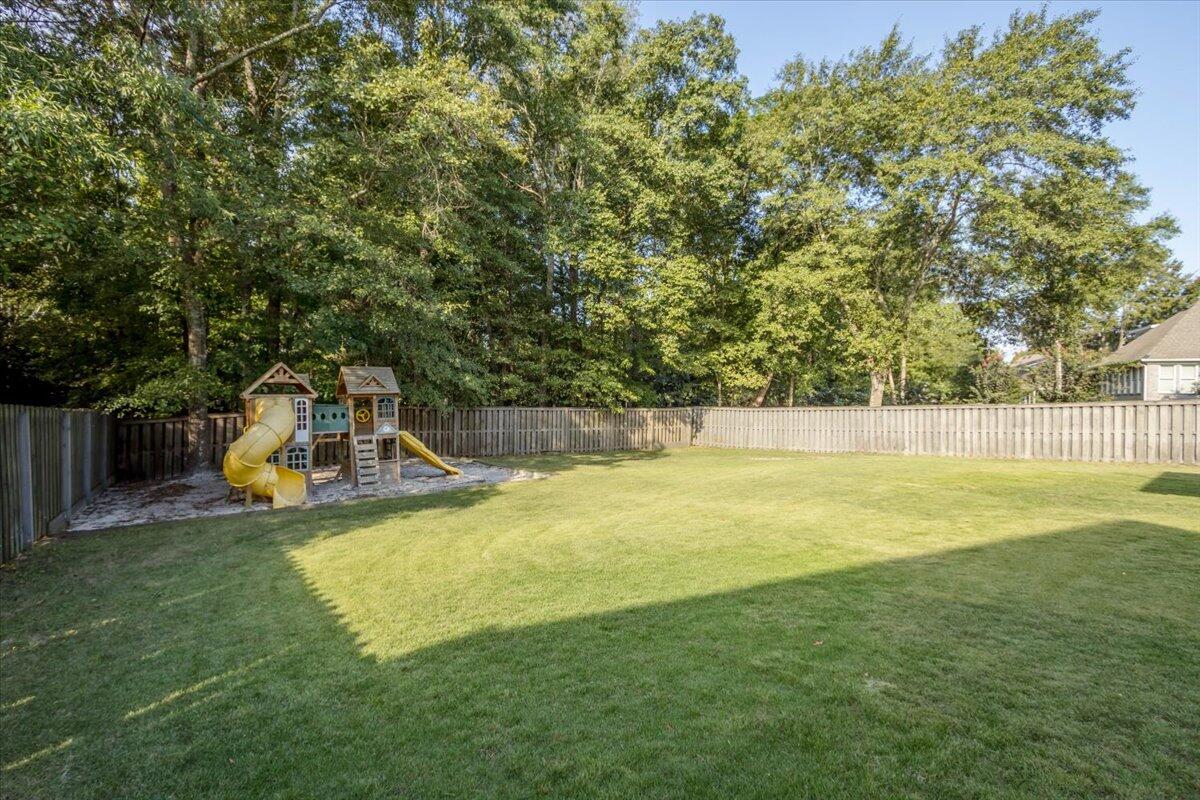 206 Dixon Court