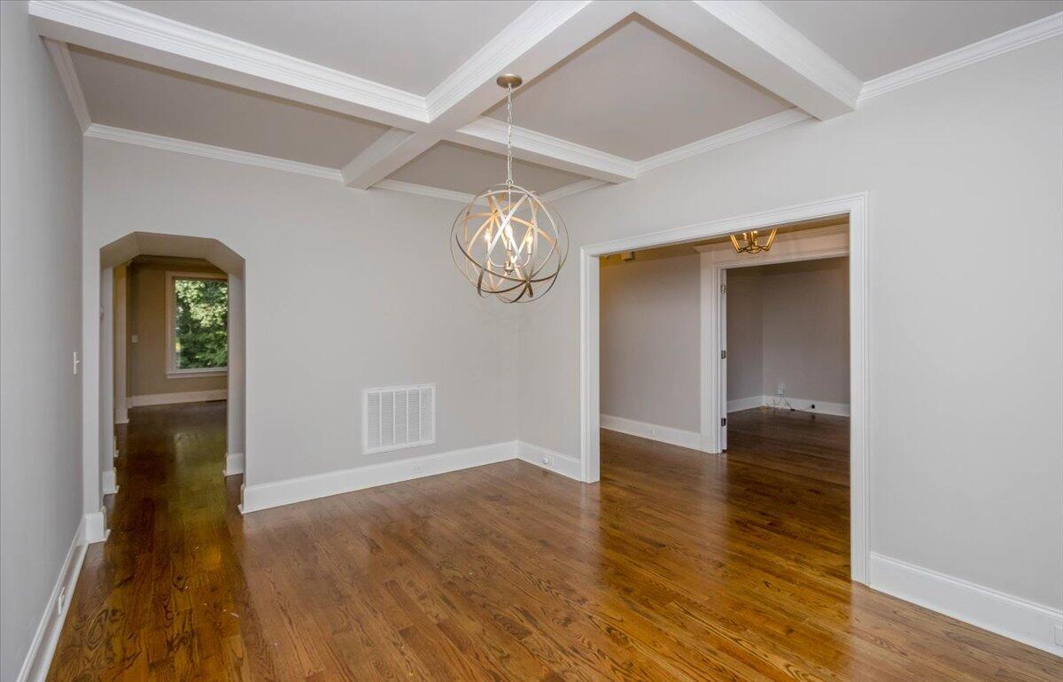 206 Dixon Court