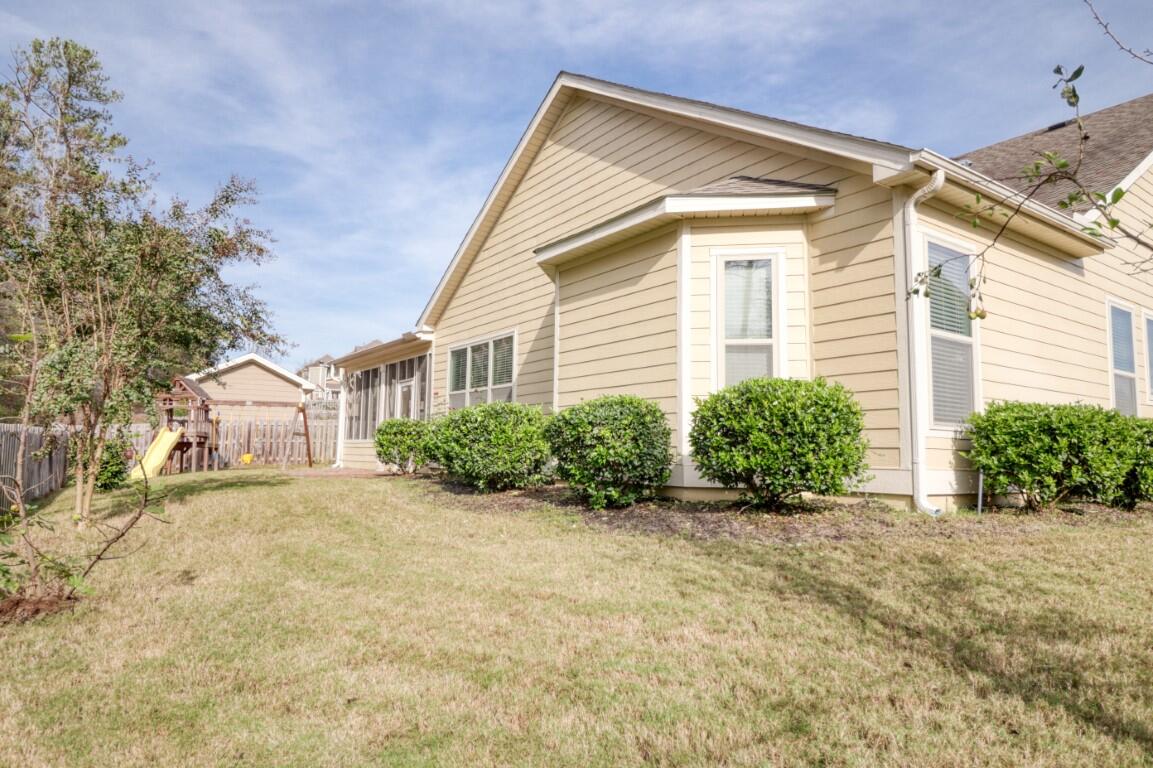 5619 Sunbury Loop
