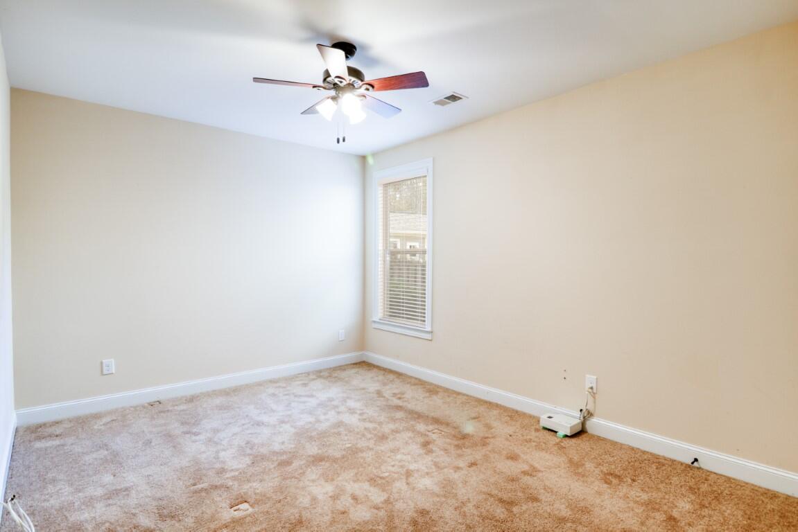 5619 Sunbury Loop