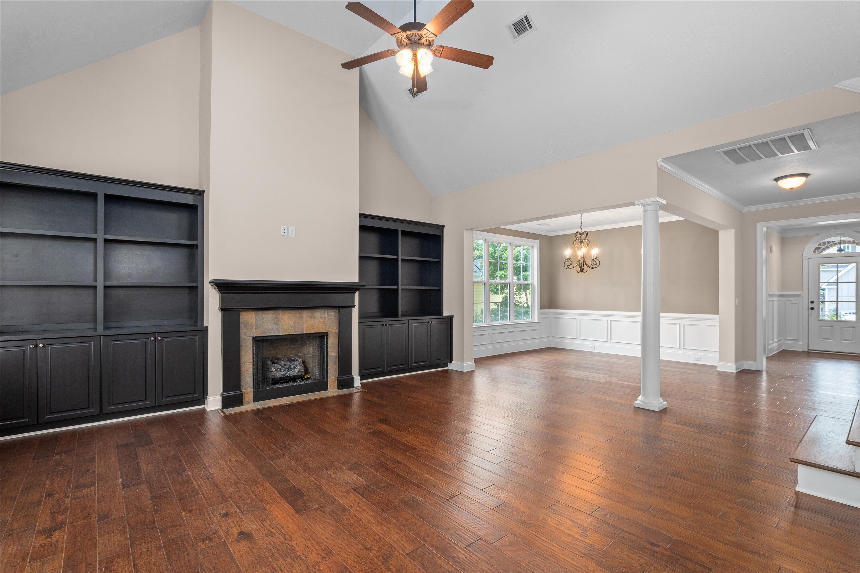 4124 Dewaal Street