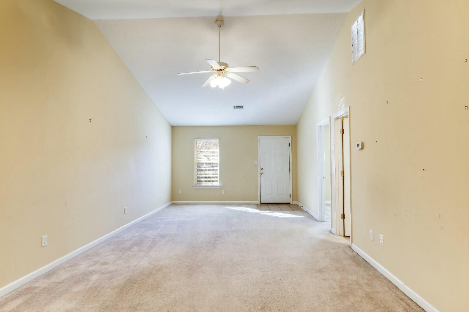 102 Ginkgo Lane