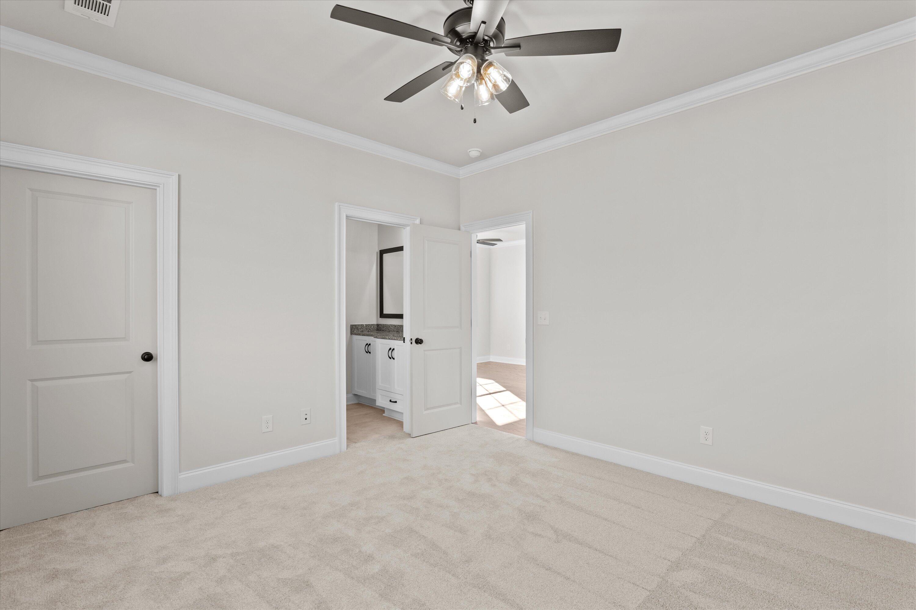 407 Woodlawn St.