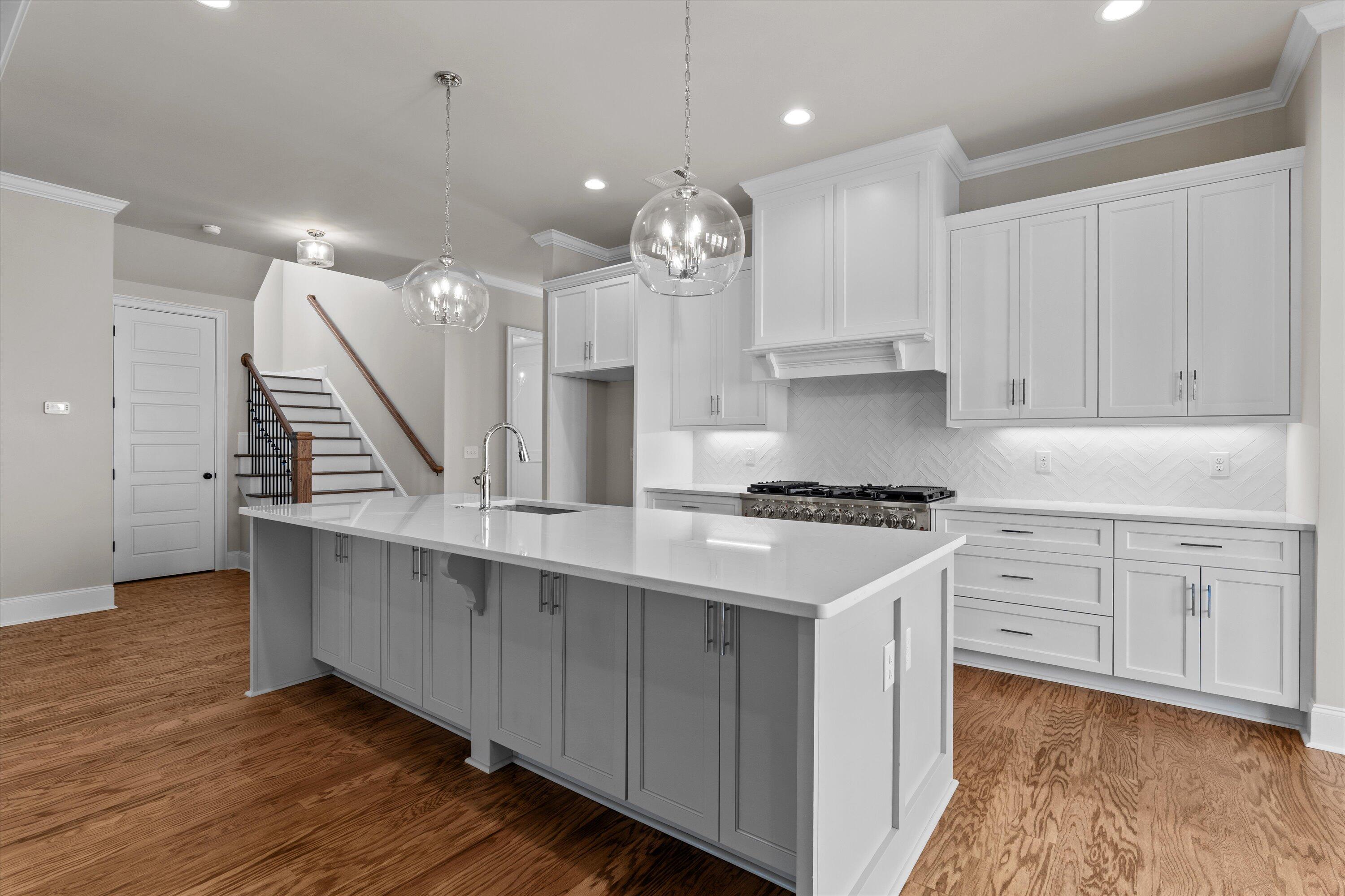 1219 Honey Lane