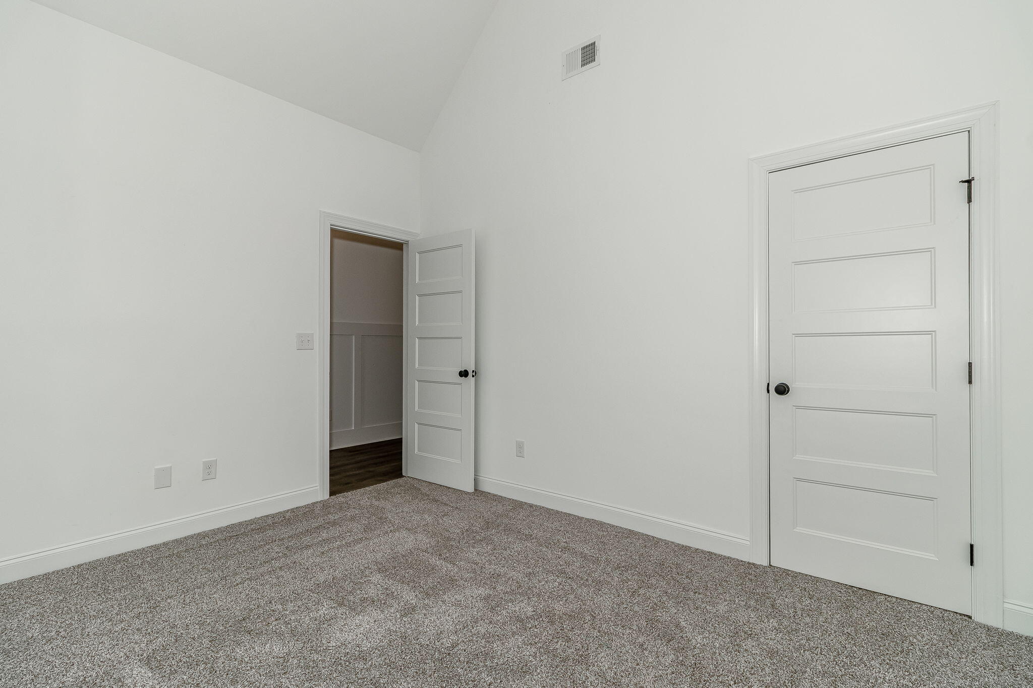 2468 Laurens Street