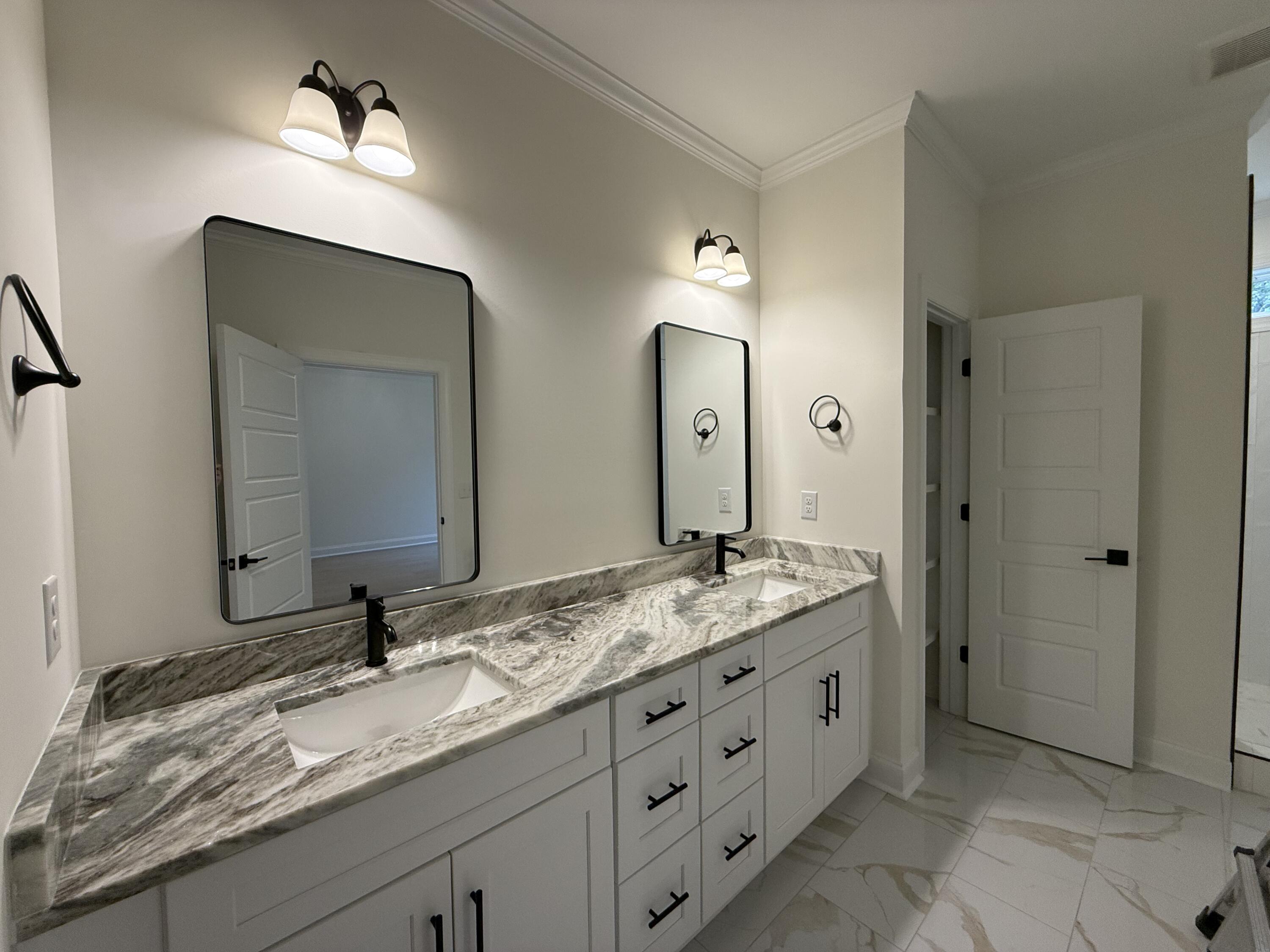 325 Whithorn Court