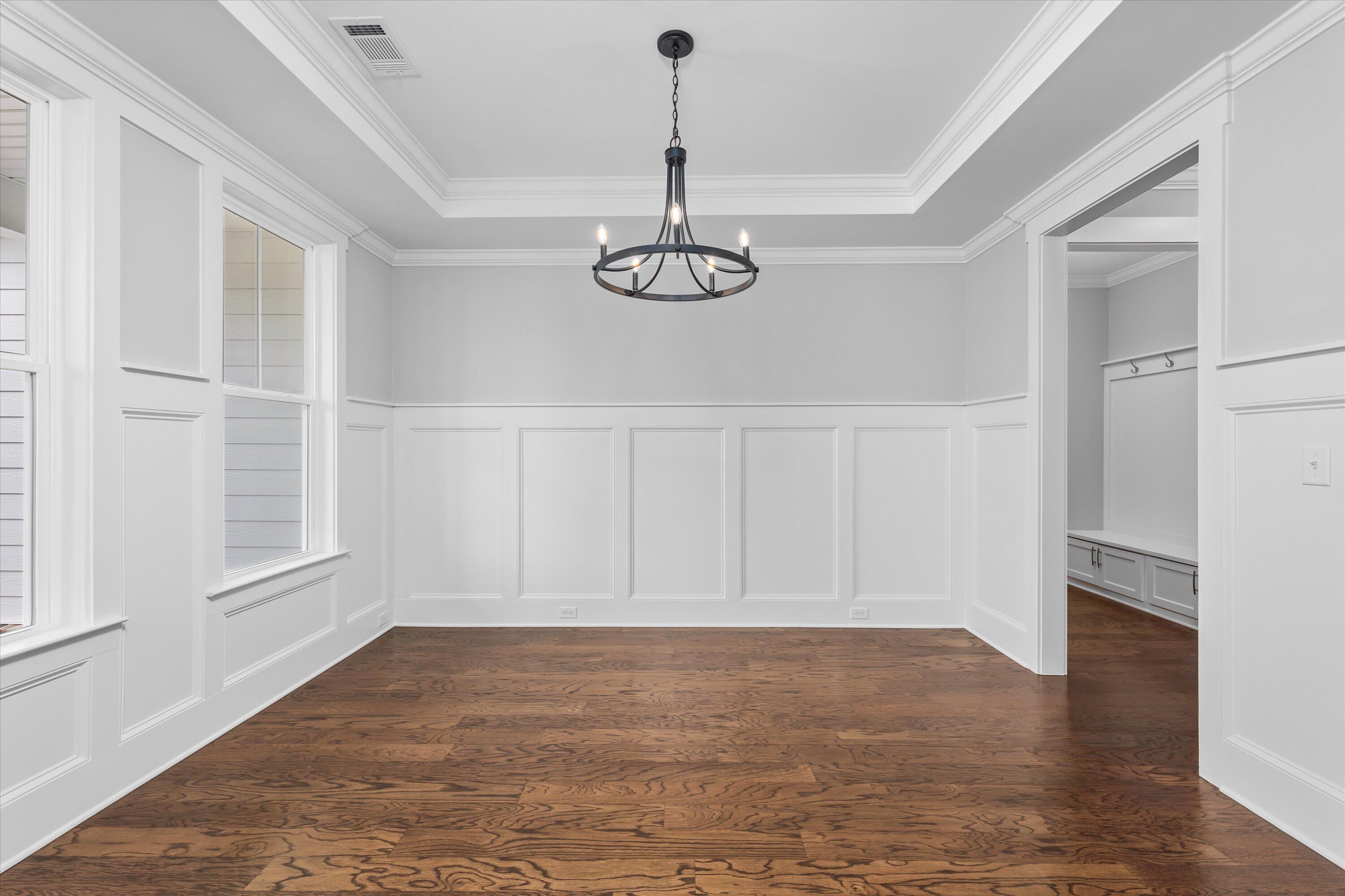 3001 Rosewood Drive