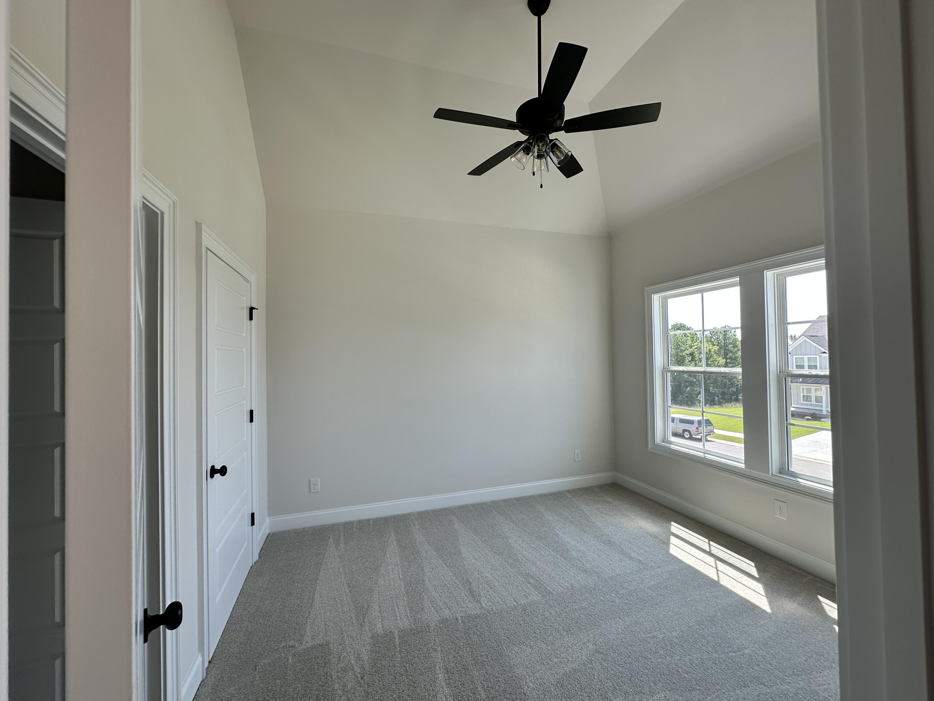 1225 Honey Lane