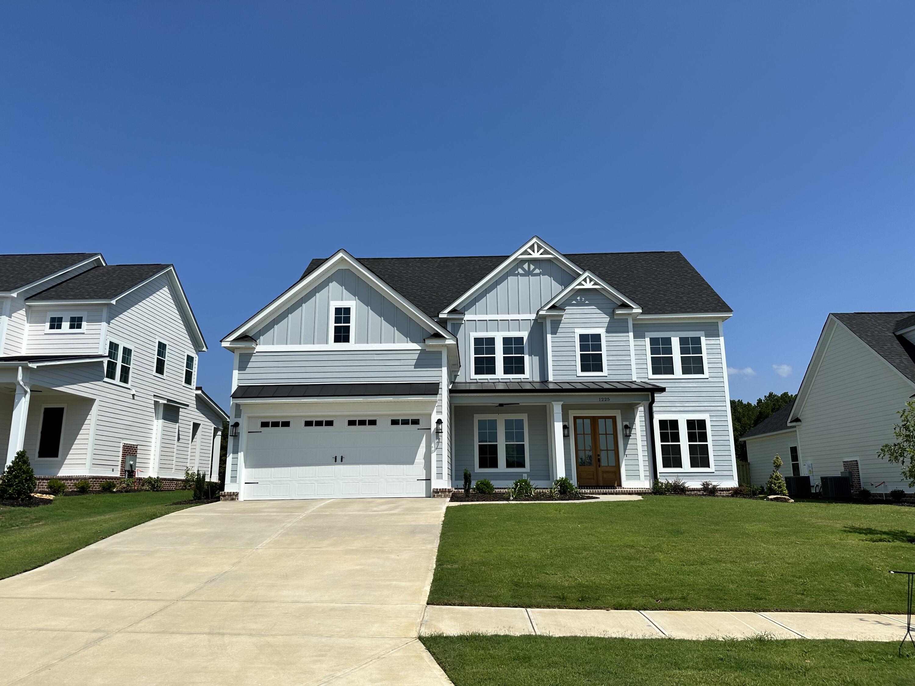 1225 Honey Lane