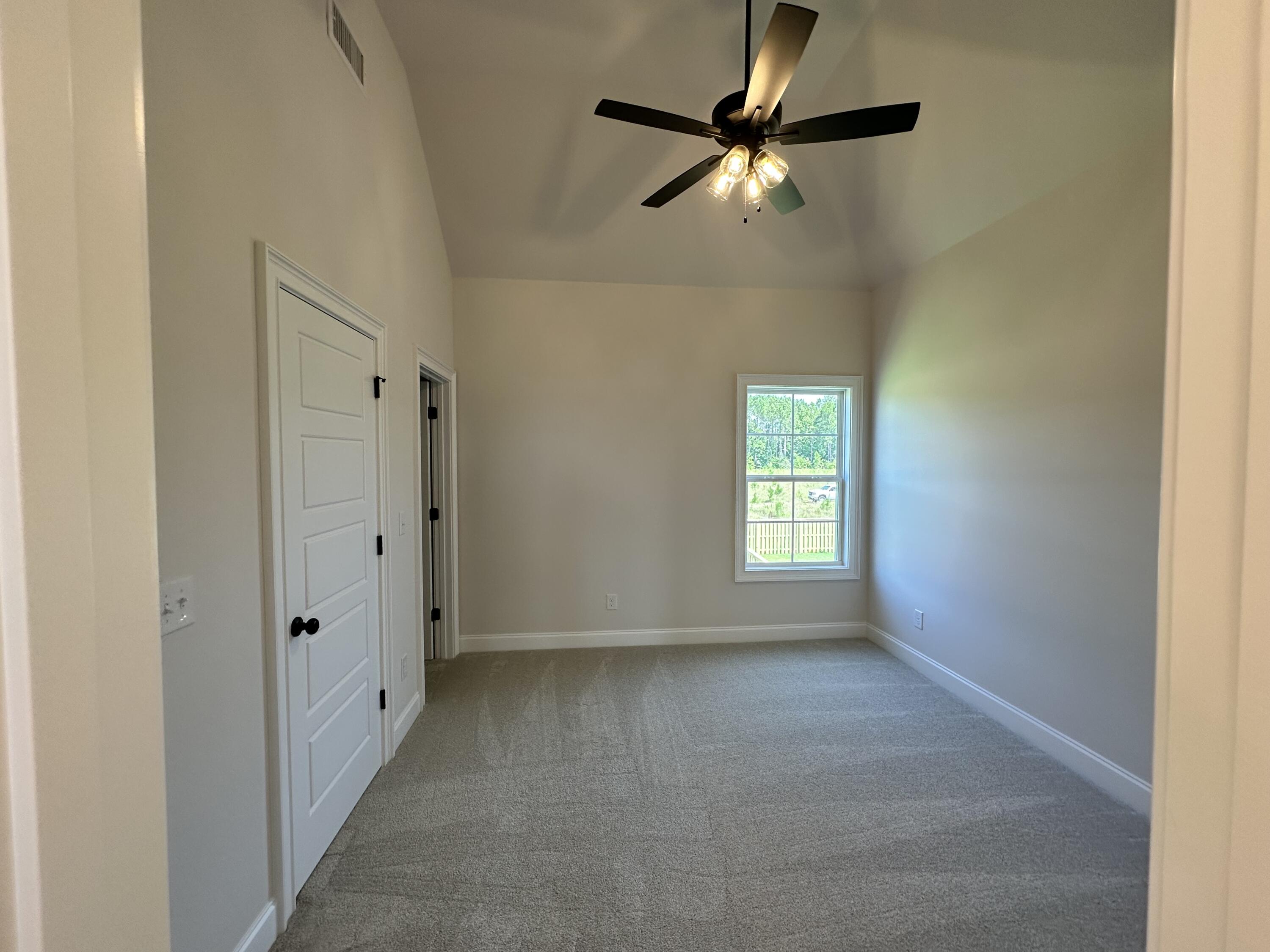 1225 Honey Lane