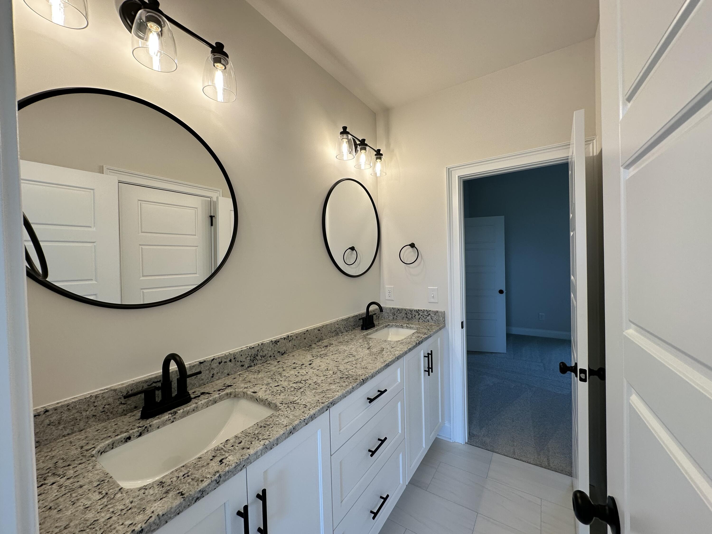 1225 Honey Lane