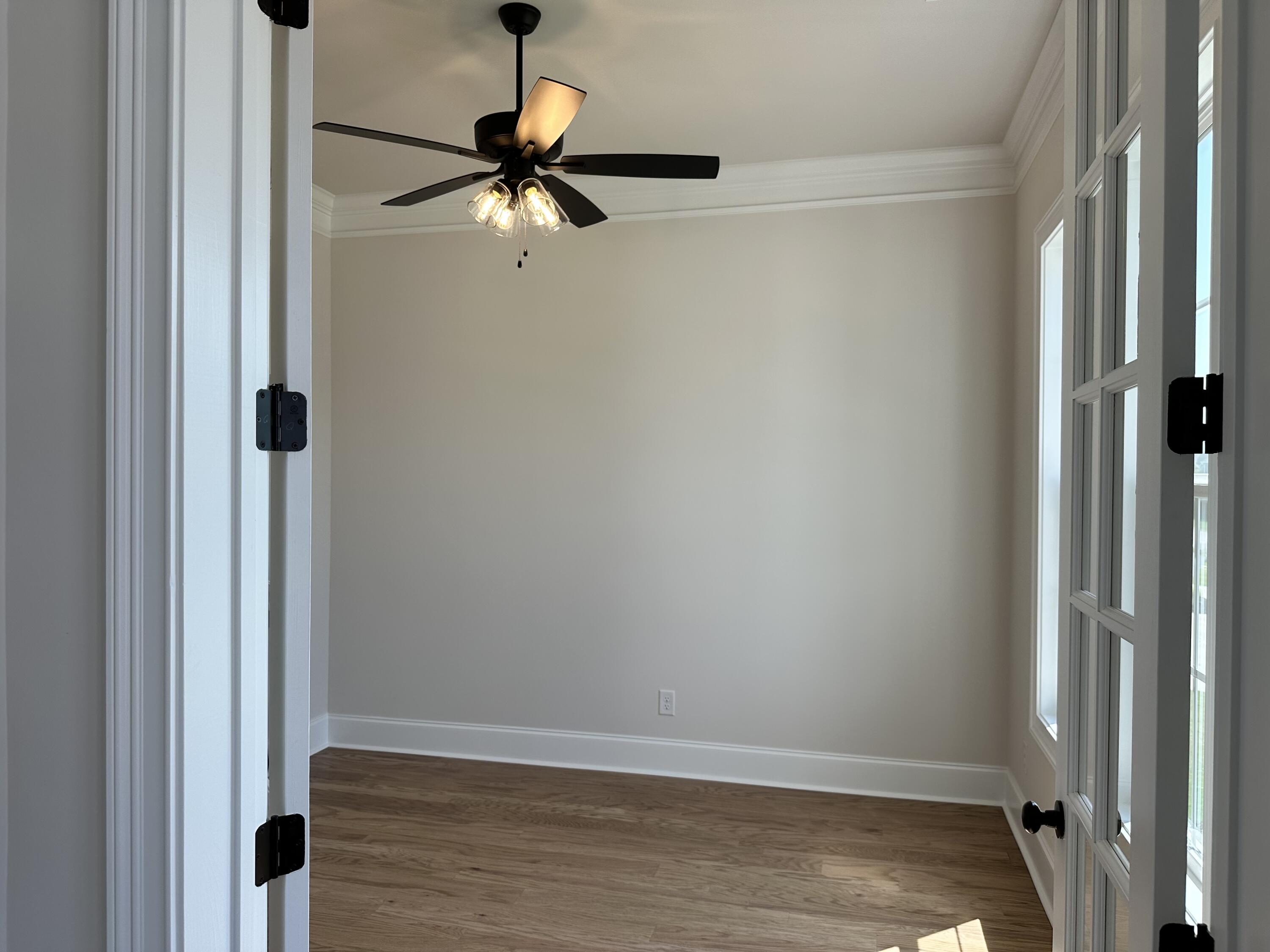 1225 Honey Lane