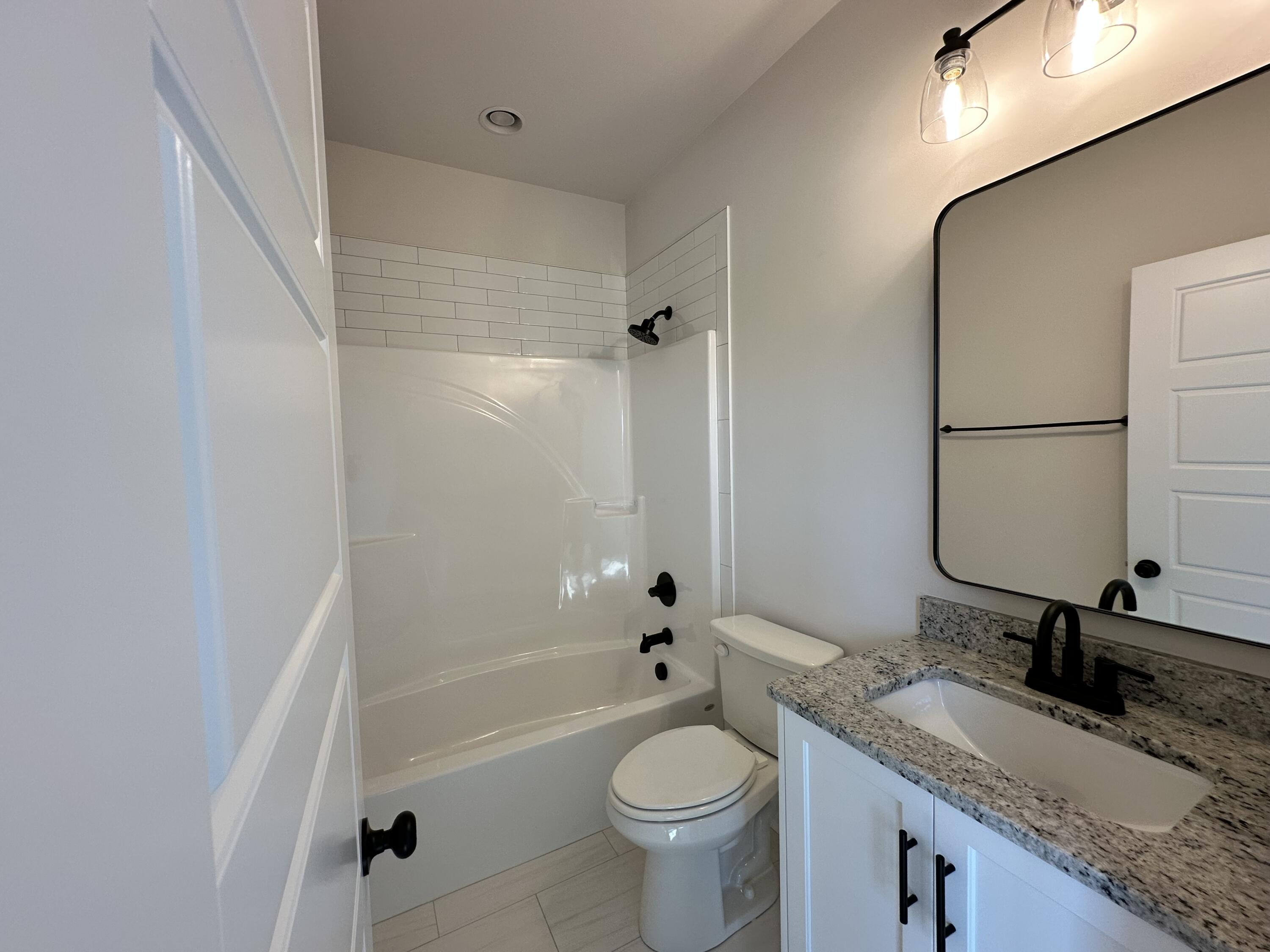 1225 Honey Lane