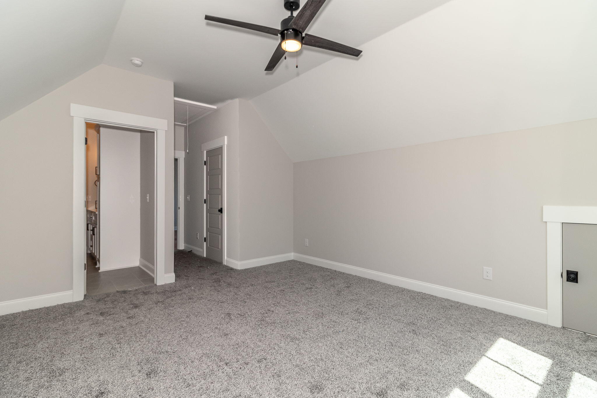 814 Audubon Way