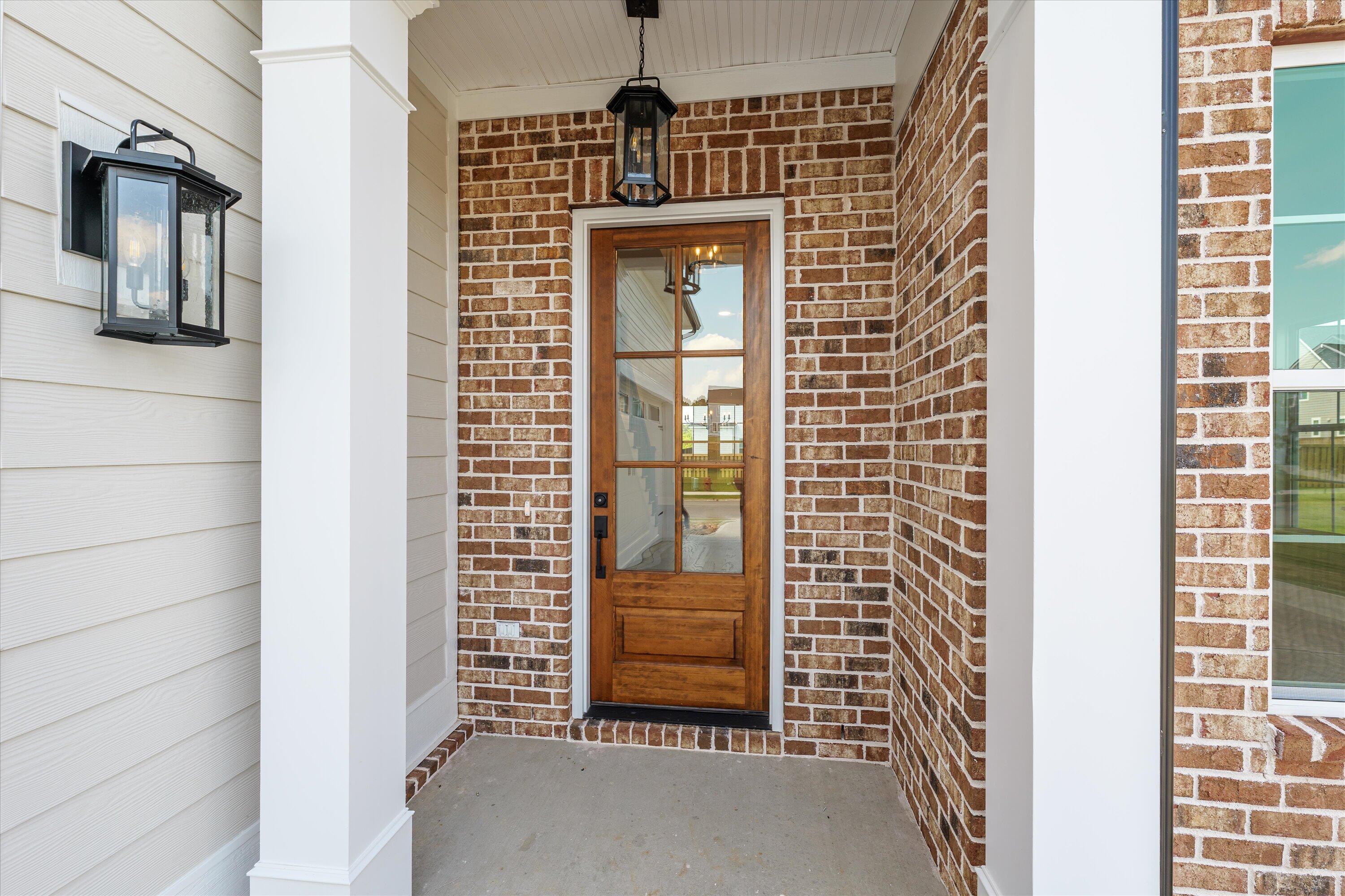 2984 Rosewood Drive