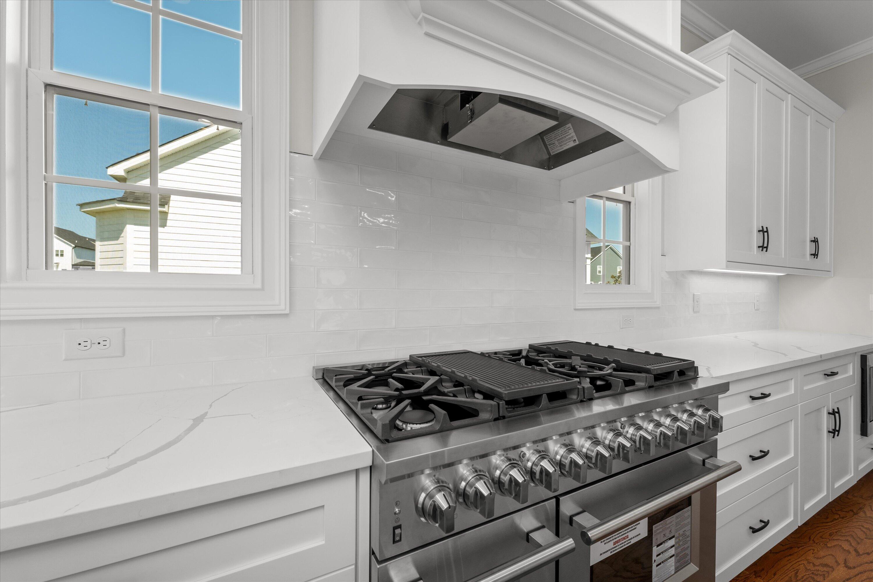 2984 Rosewood Drive