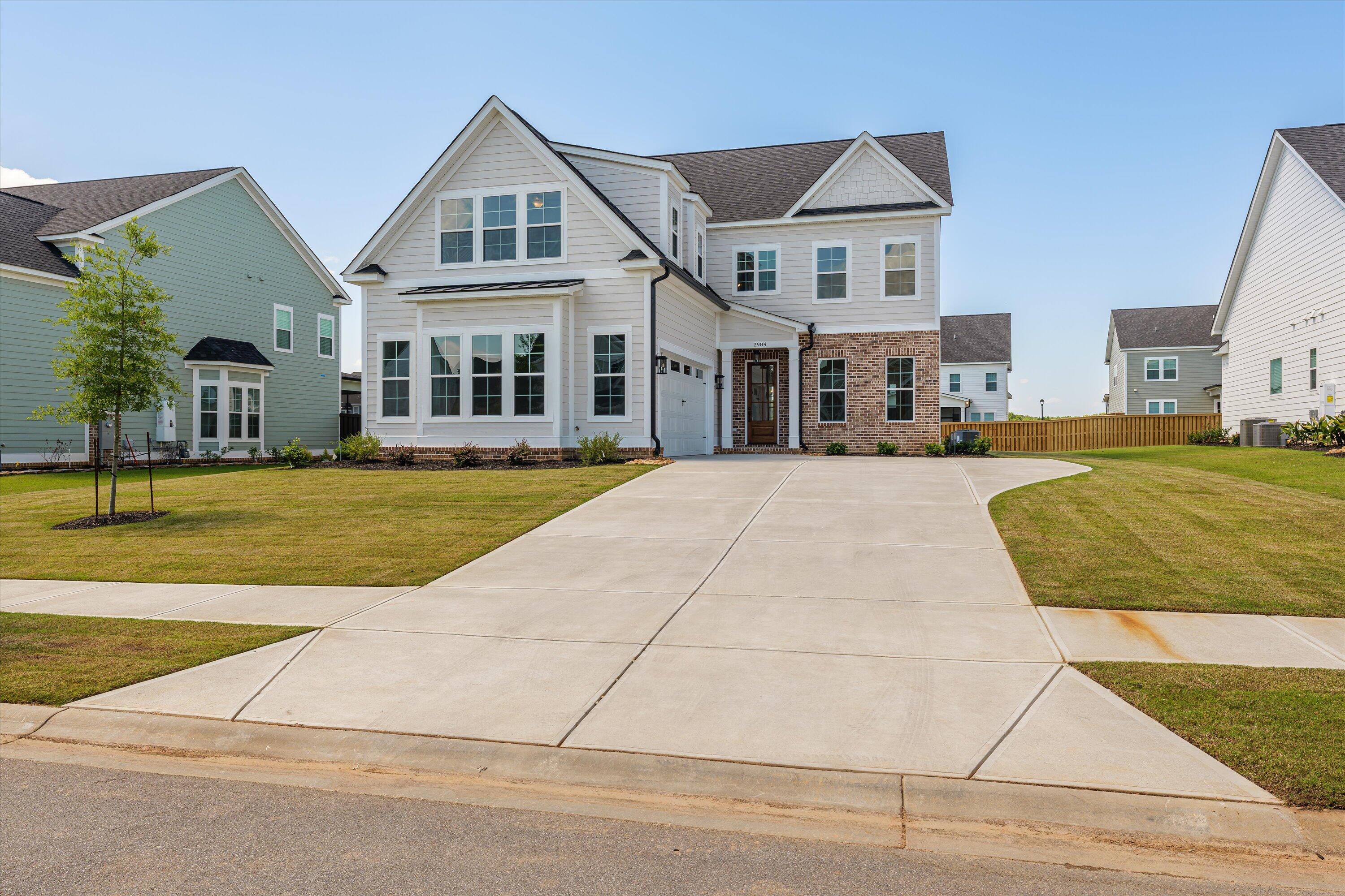 2984 Rosewood Drive