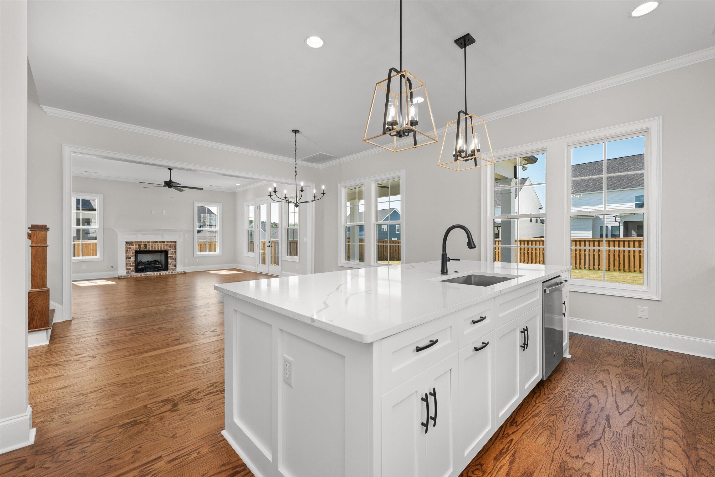 2984 Rosewood Drive