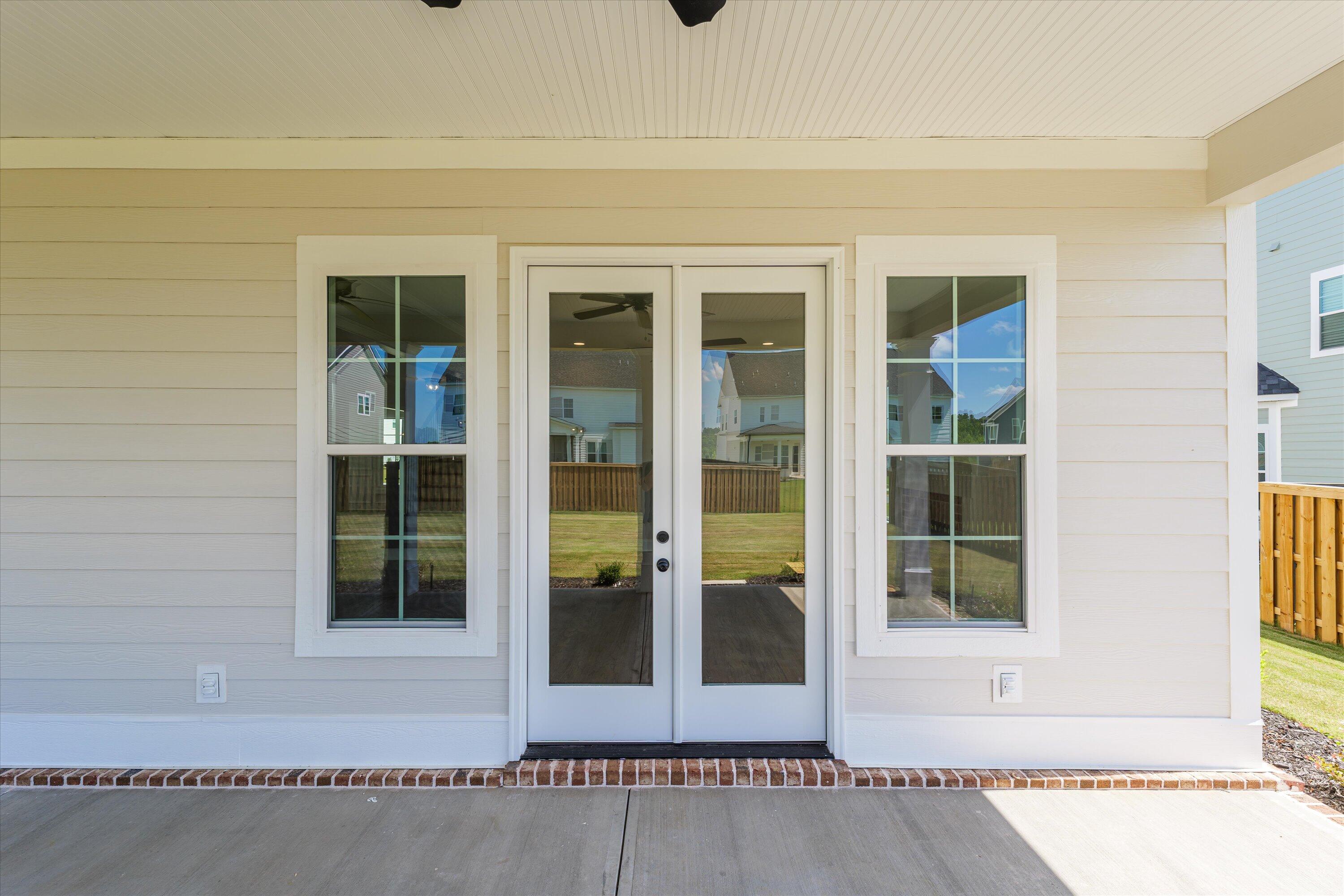 2984 Rosewood Drive