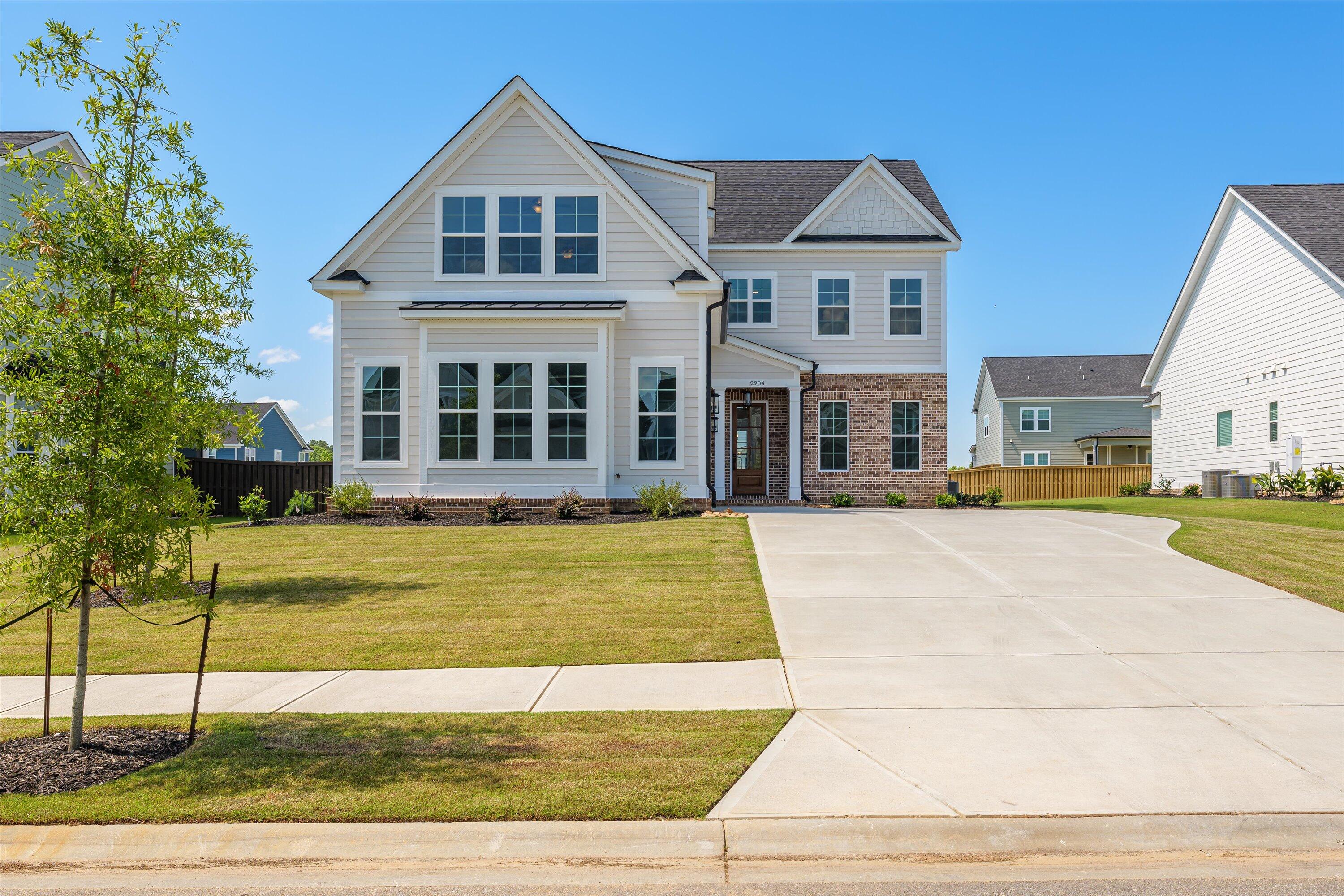2984 Rosewood Drive