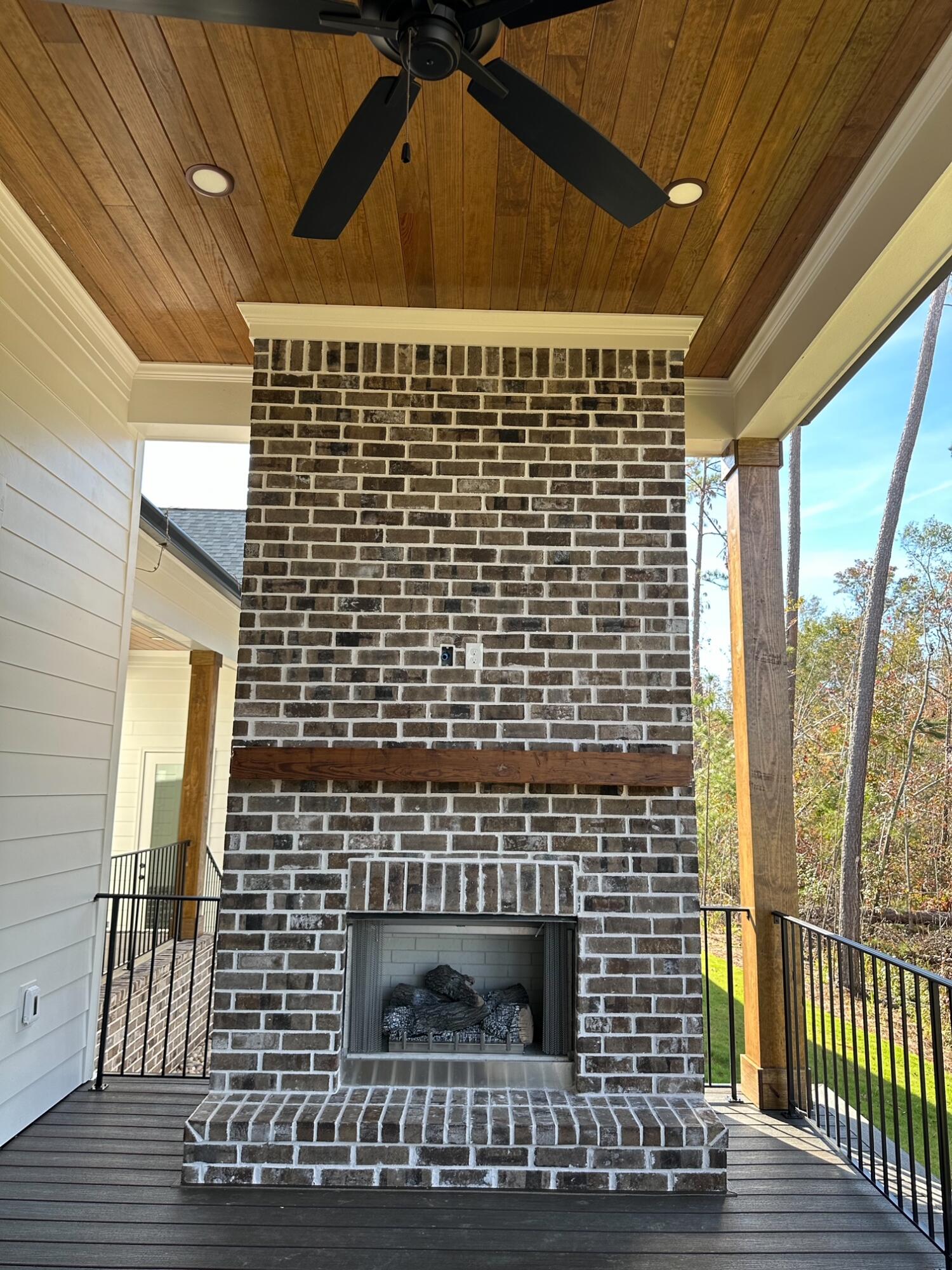 4015 Brant Drive