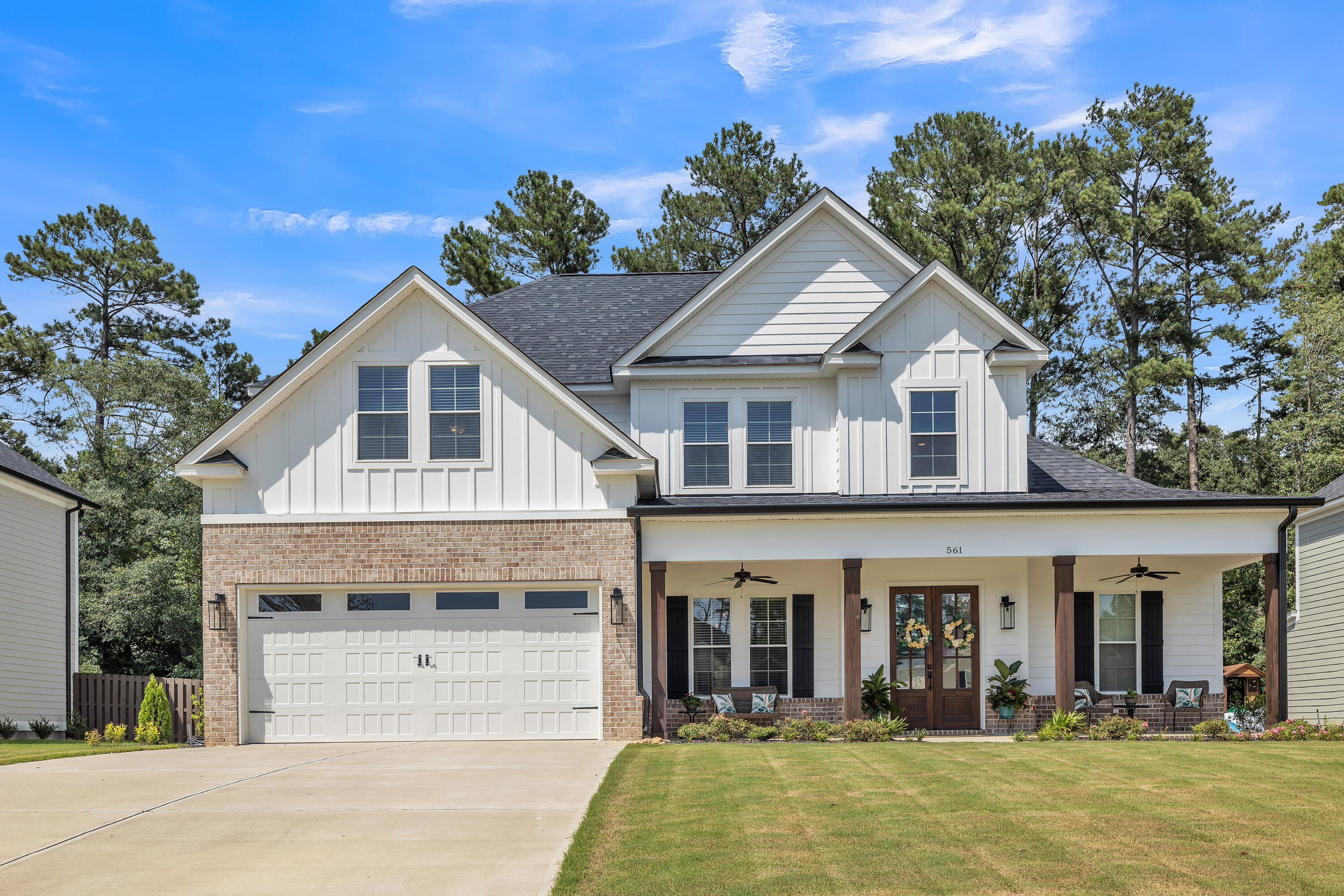 561 River Oaks Lane