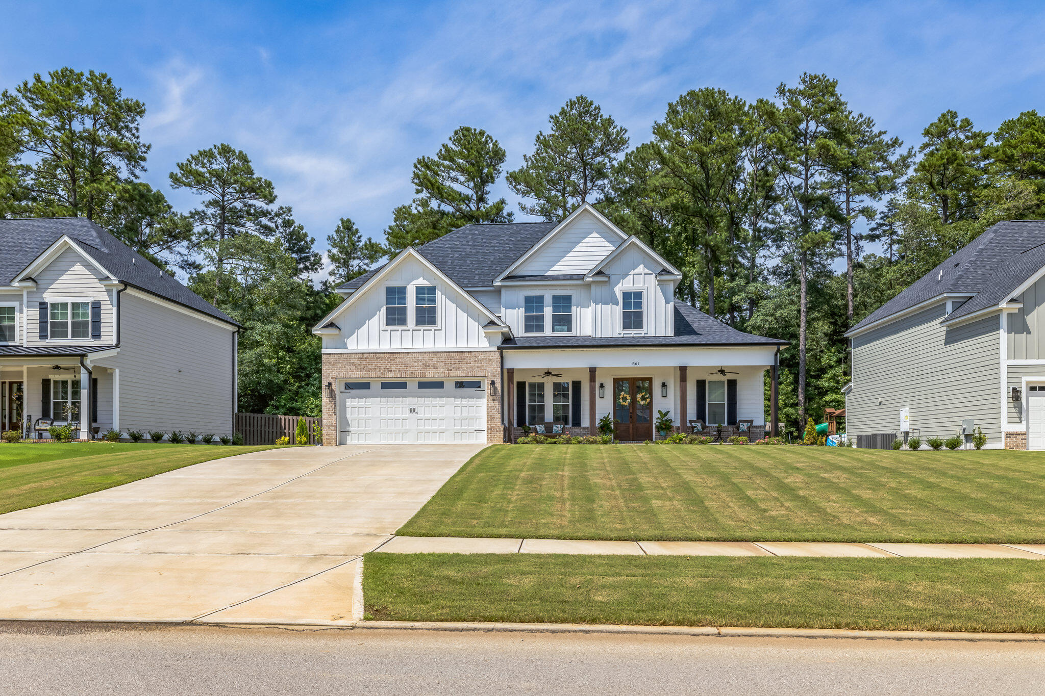 561 River Oaks Lane