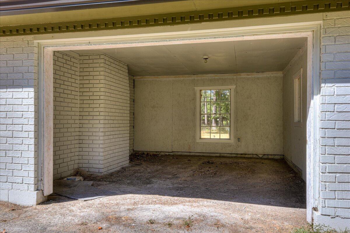 1065 Nathan Jones Road