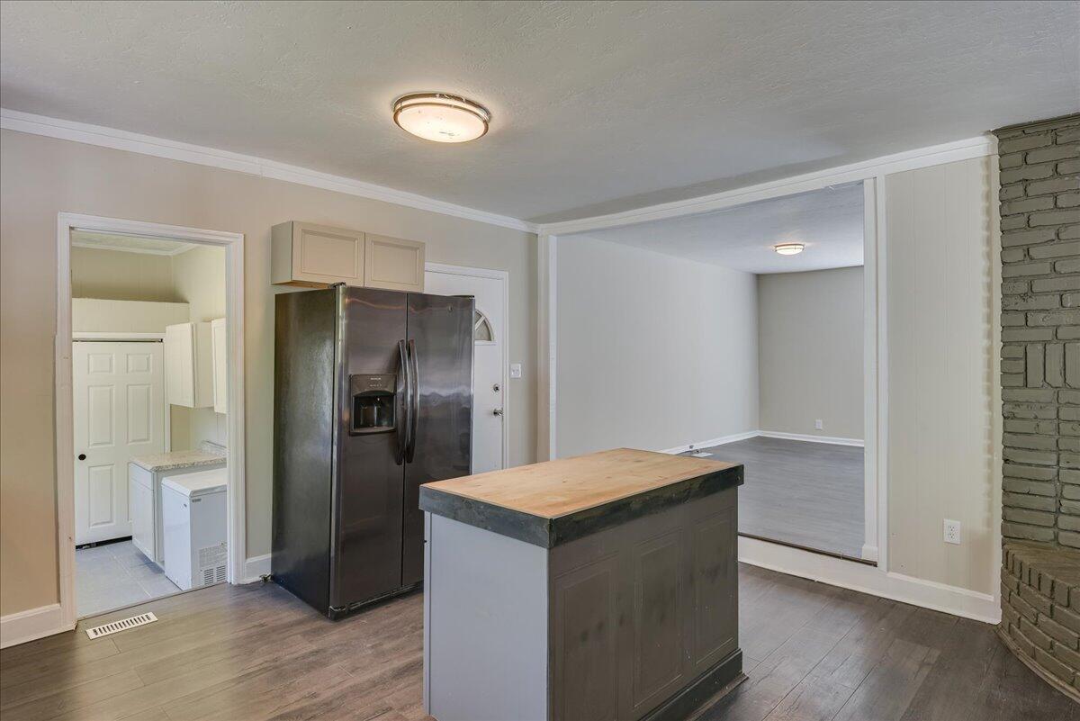 1065 Nathan Jones Road