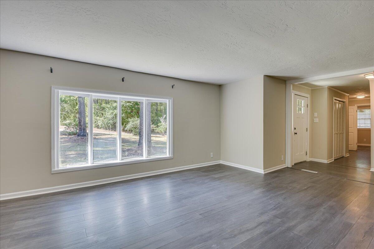 1065 Nathan Jones Road
