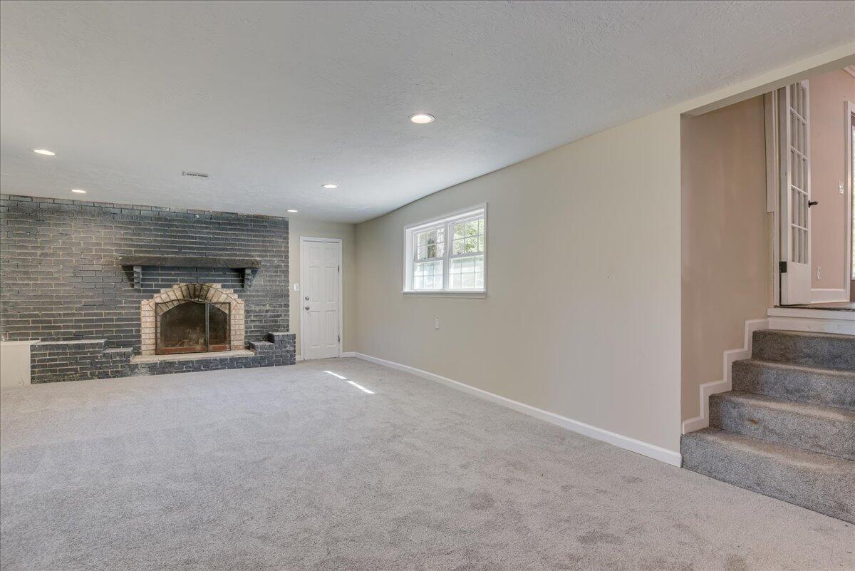 1065 Nathan Jones Road
