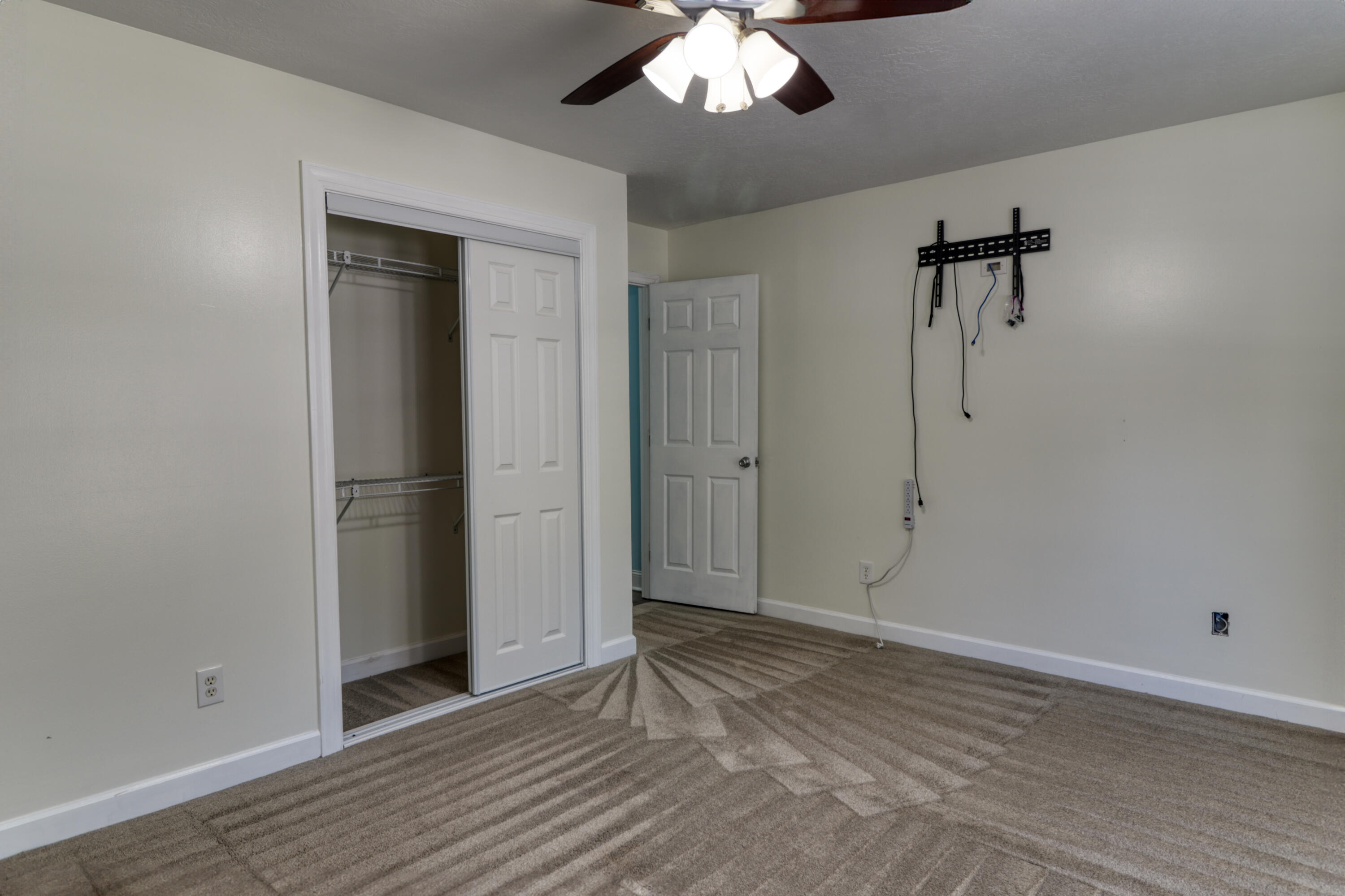 1050 Blackfoot Drive