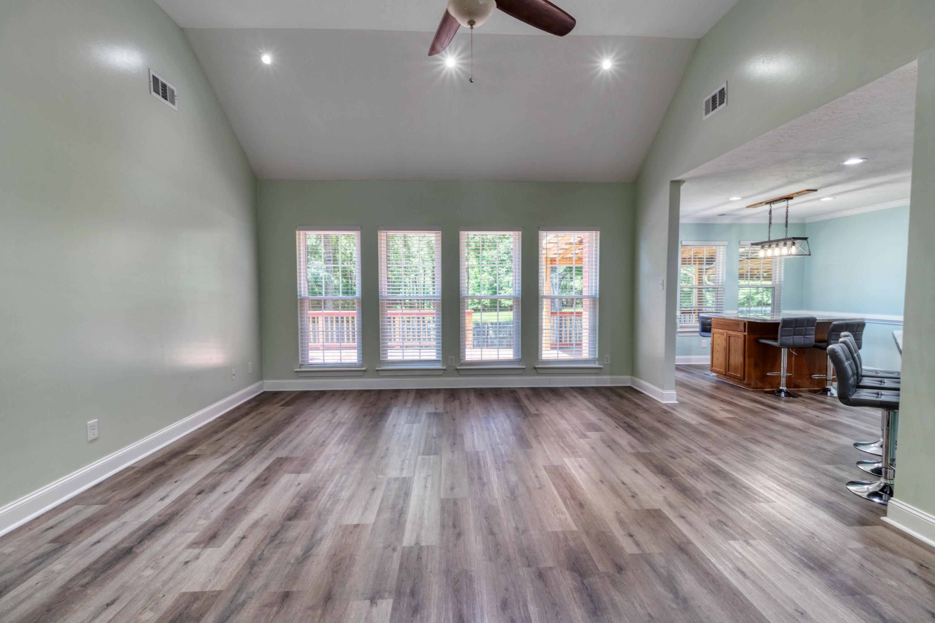 1050 Blackfoot Drive