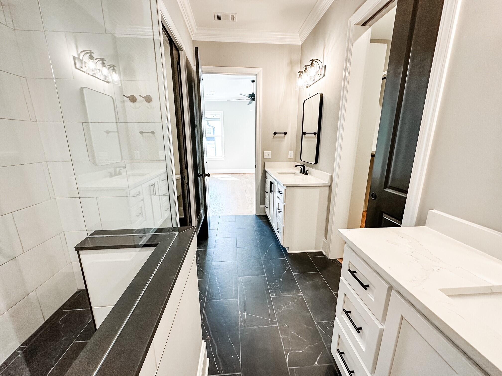 2106 Egret Circle