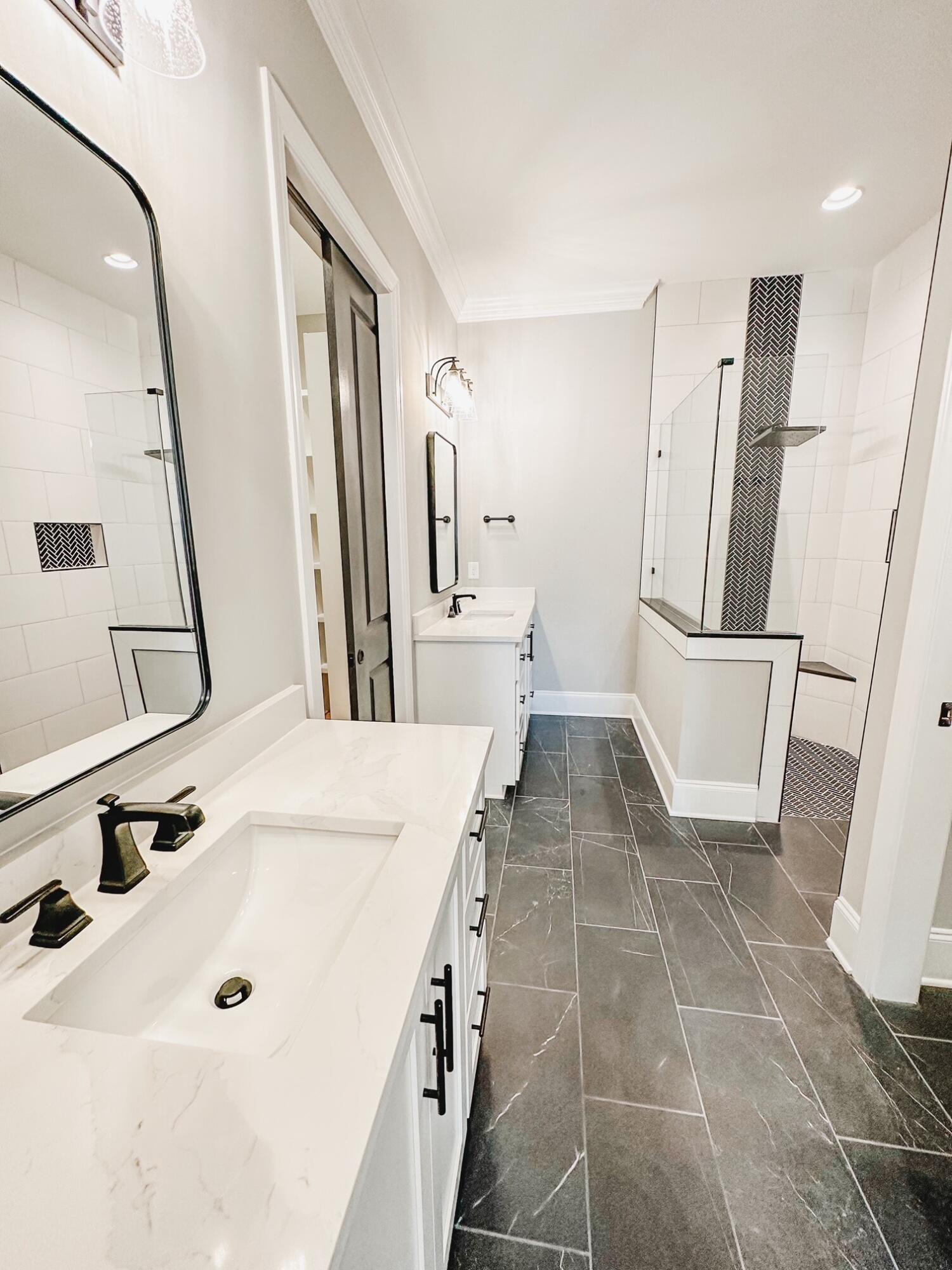2106 Egret Circle