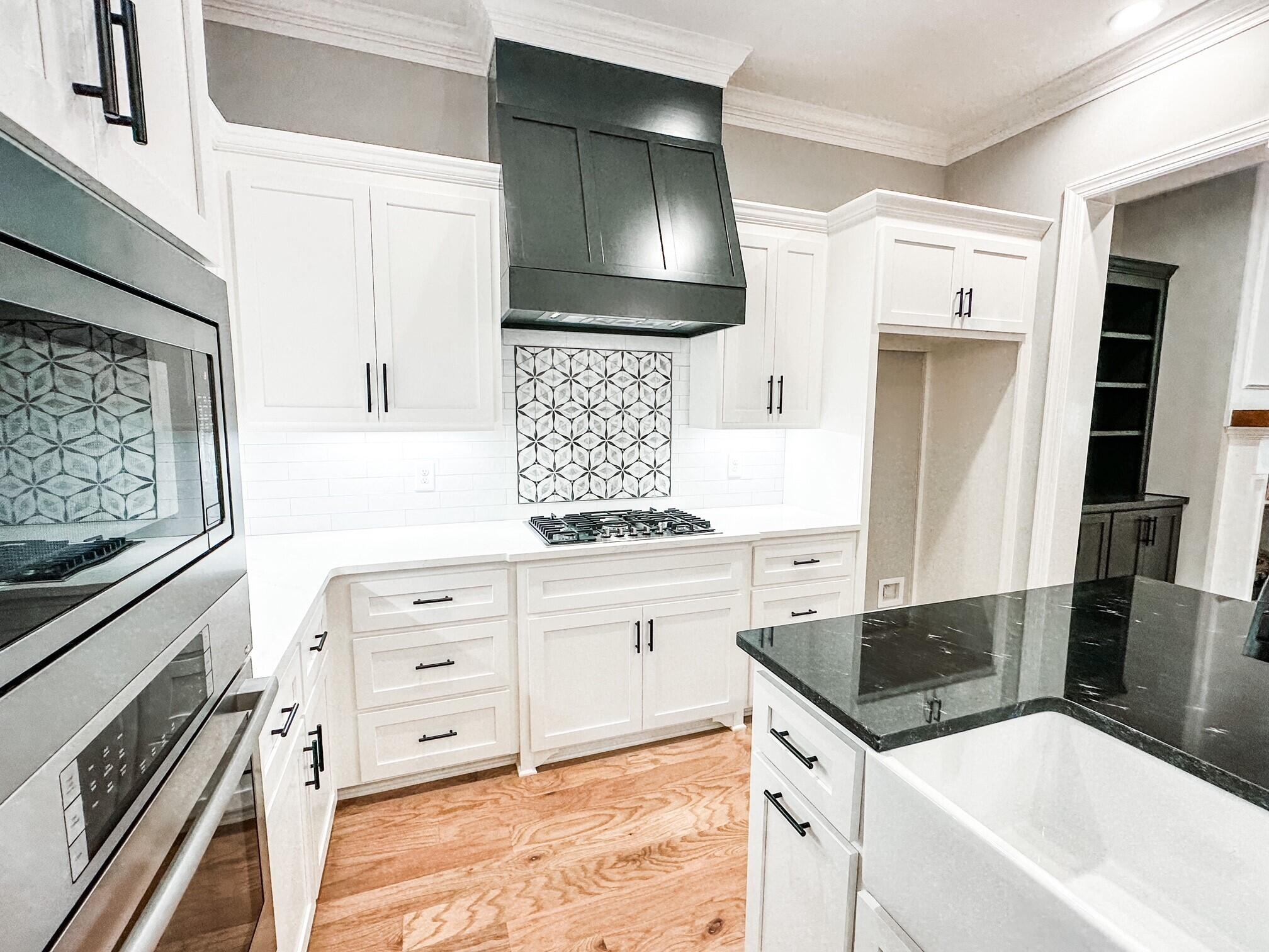 2106 Egret Circle