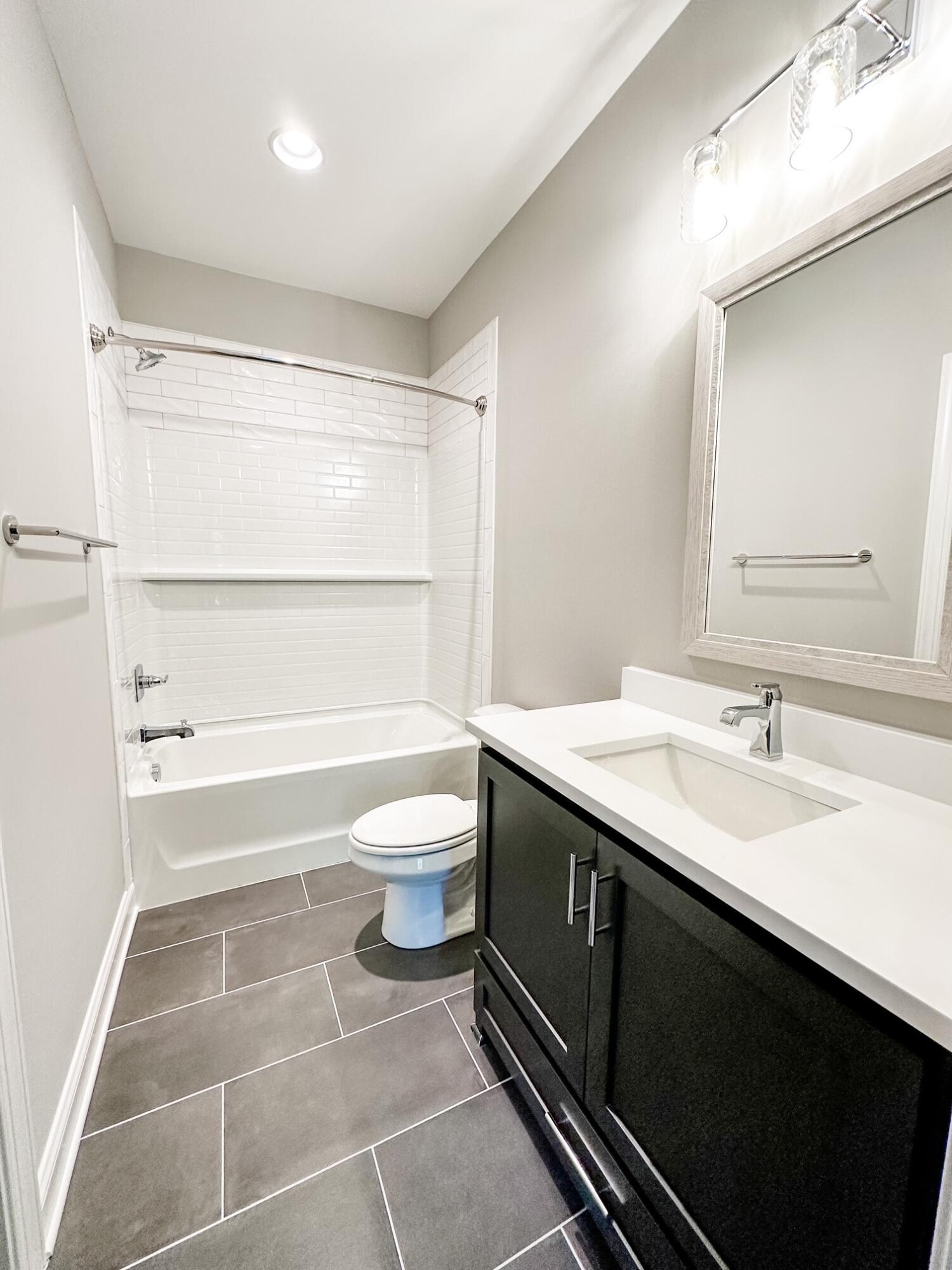 2106 Egret Circle
