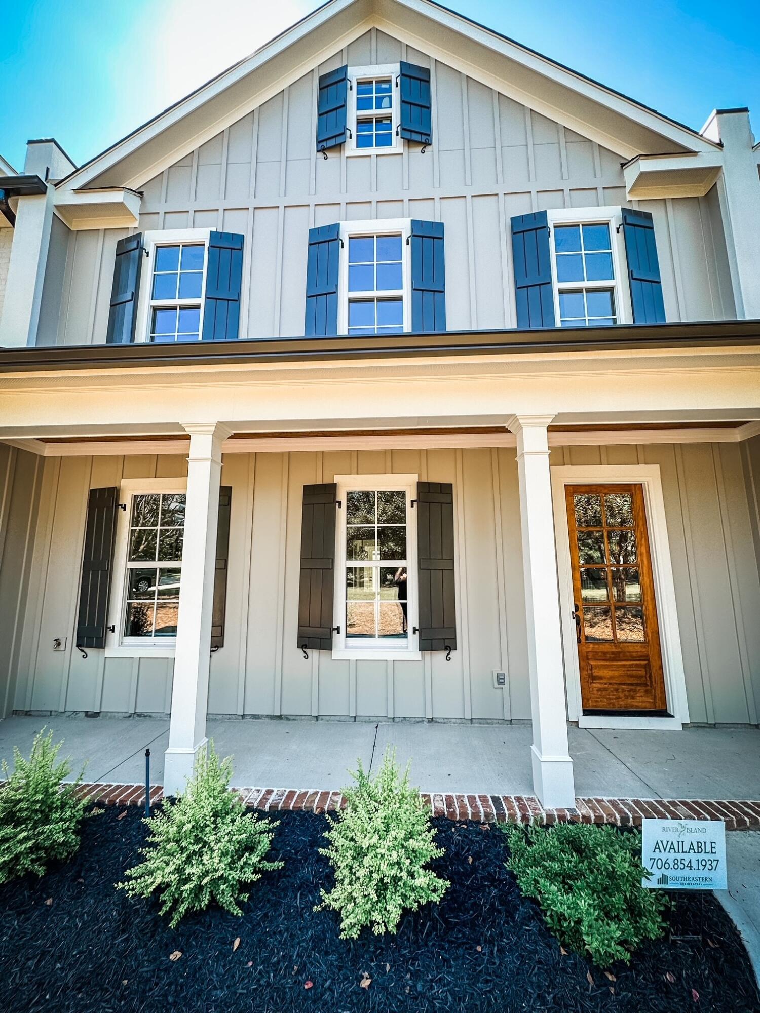 2108 Egret Circle
