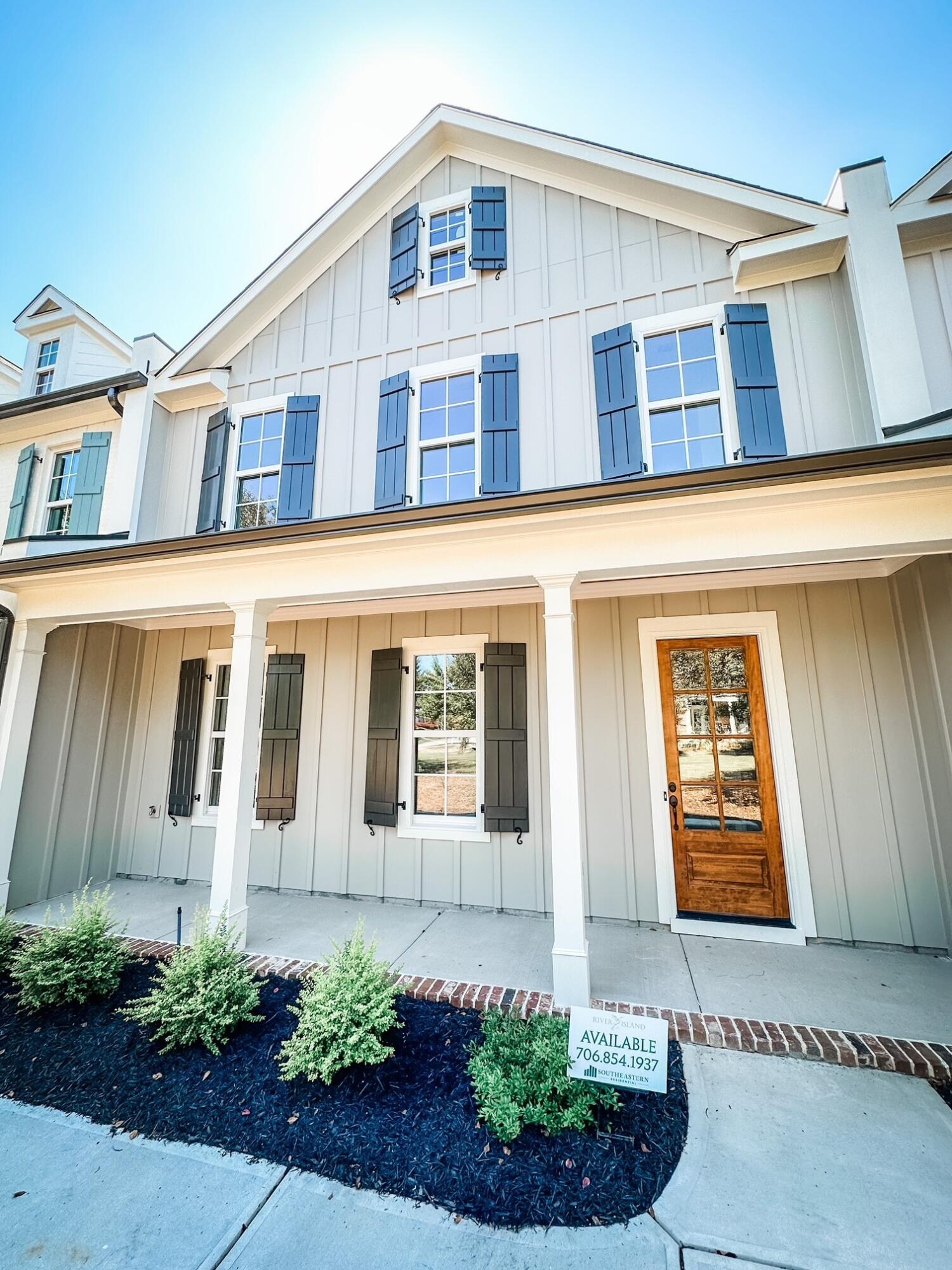 2108 Egret Circle