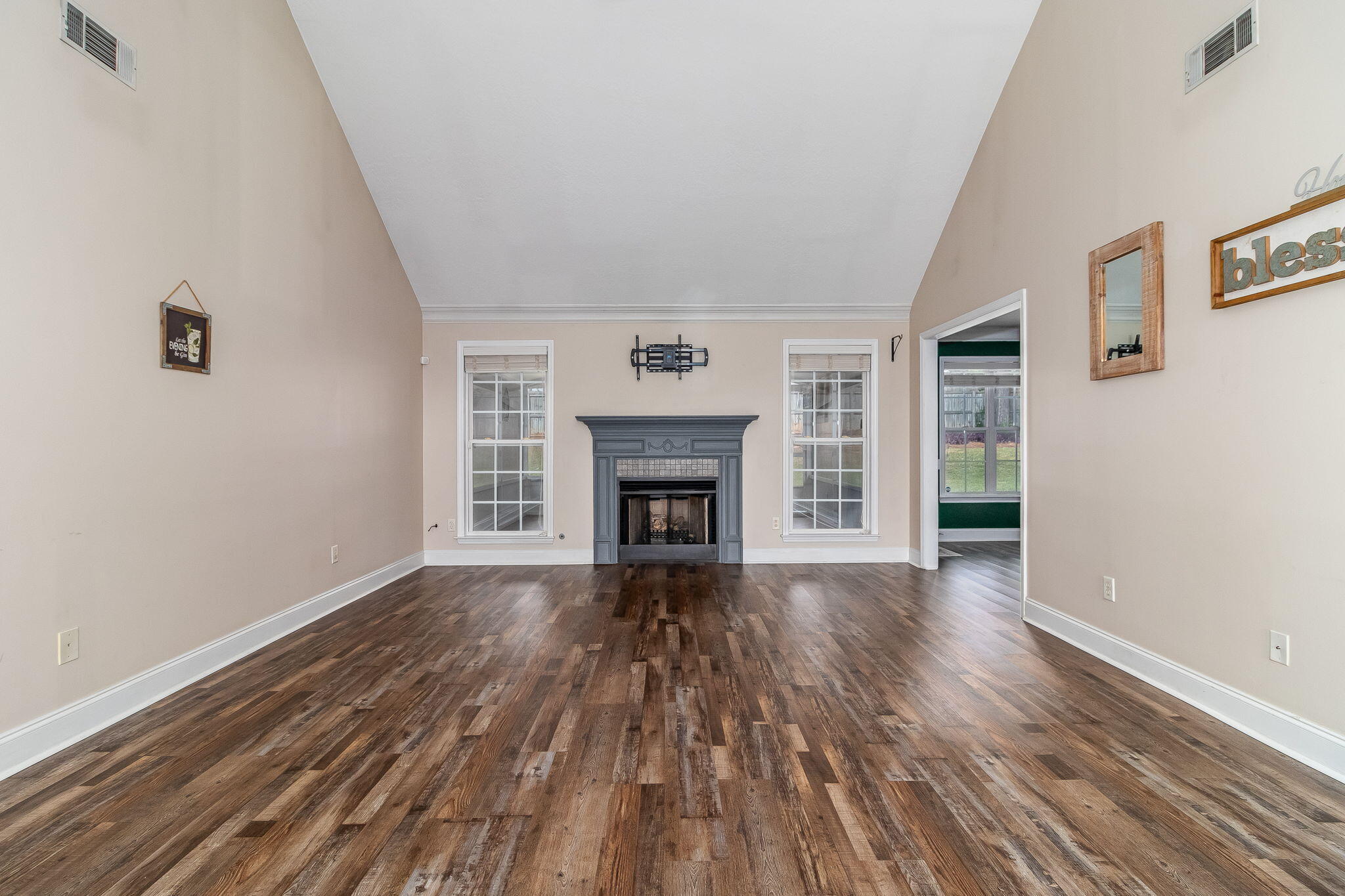 4079 Quinn Drive