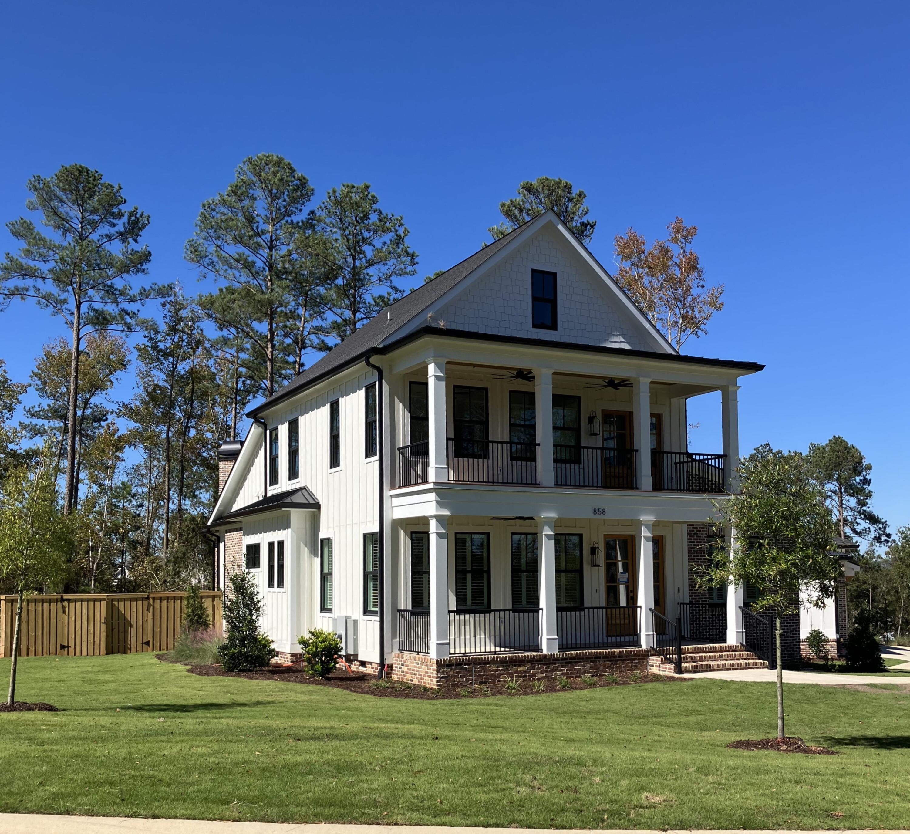 858 Audubon Way