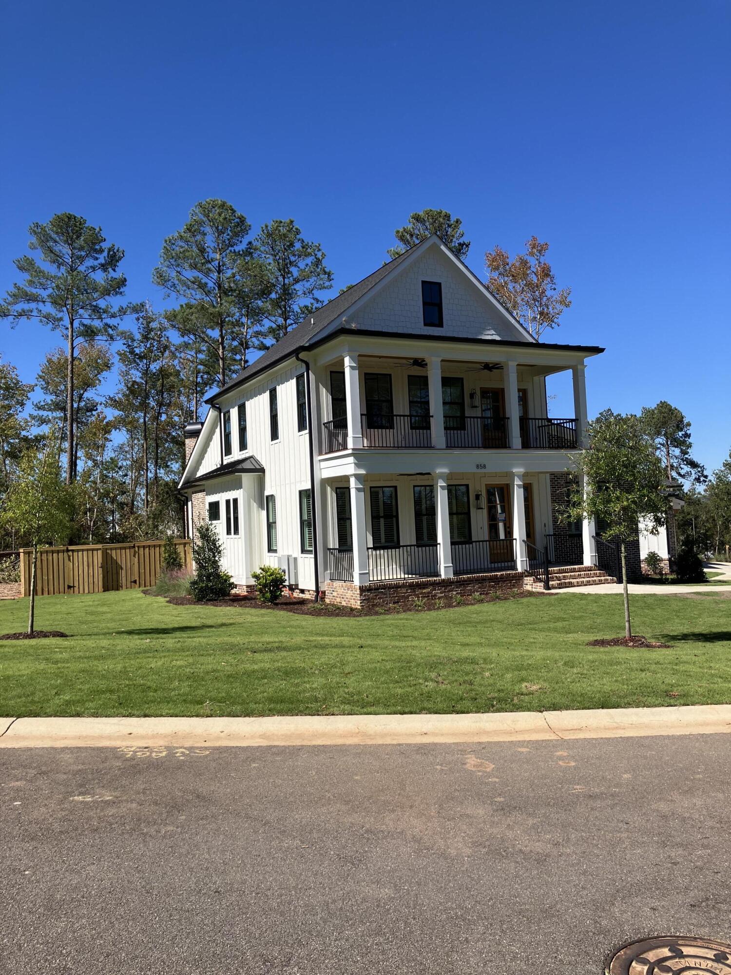 858 Audubon Way