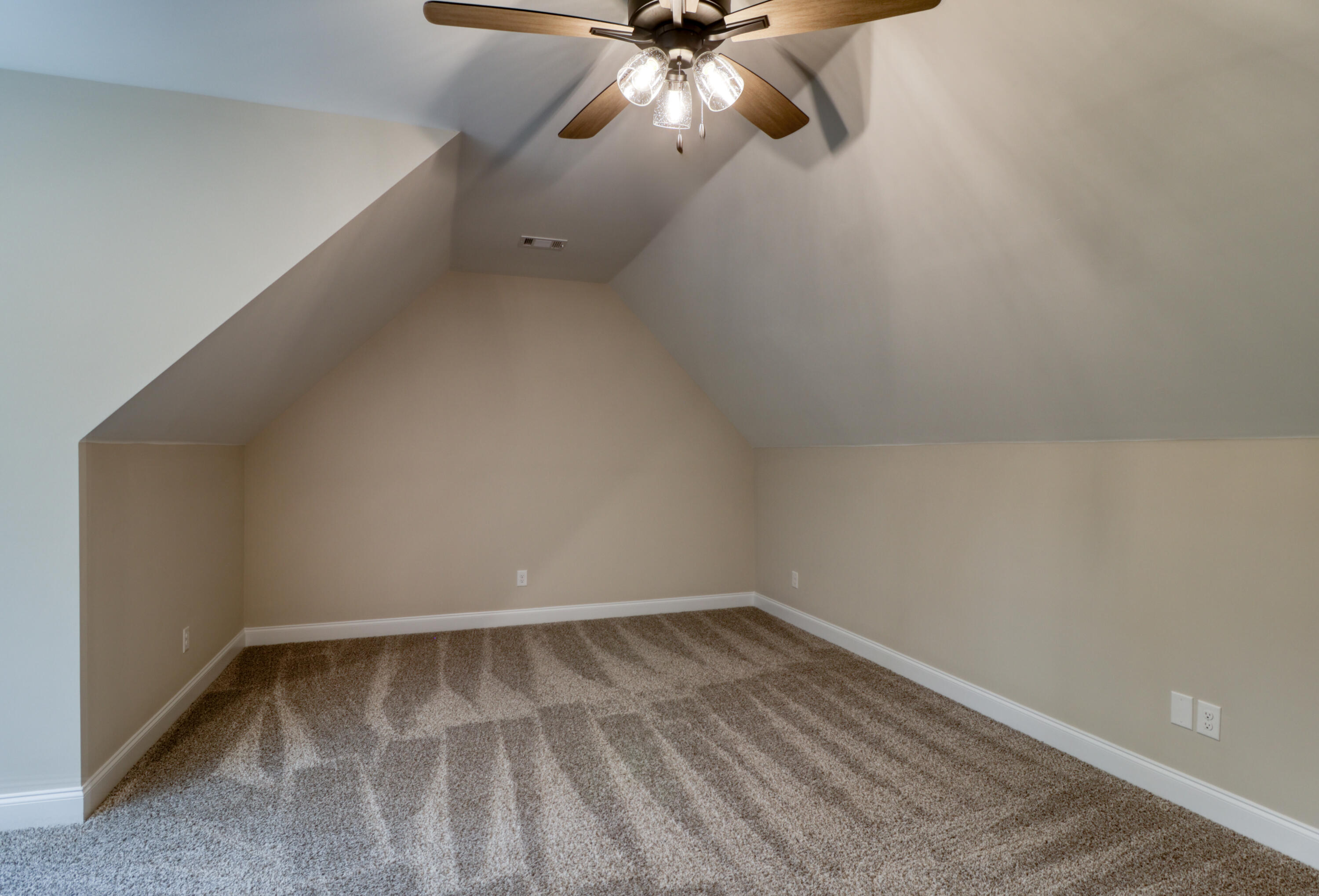 5321 Charnwood Forest Circle