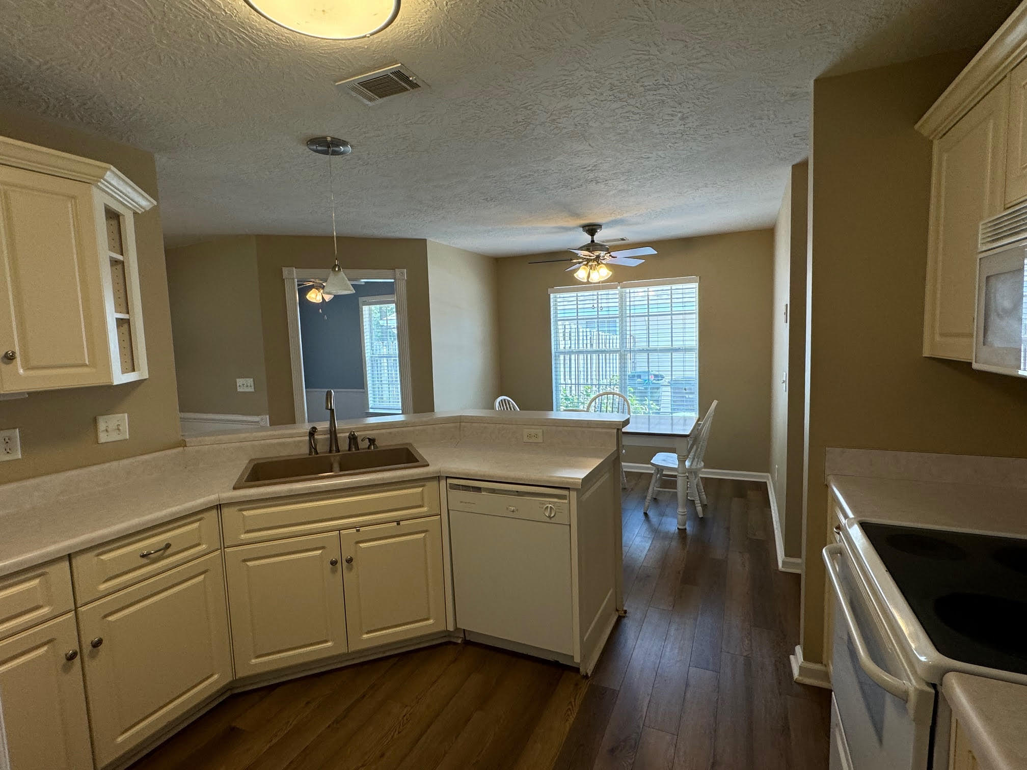 134 Cottonwood Court