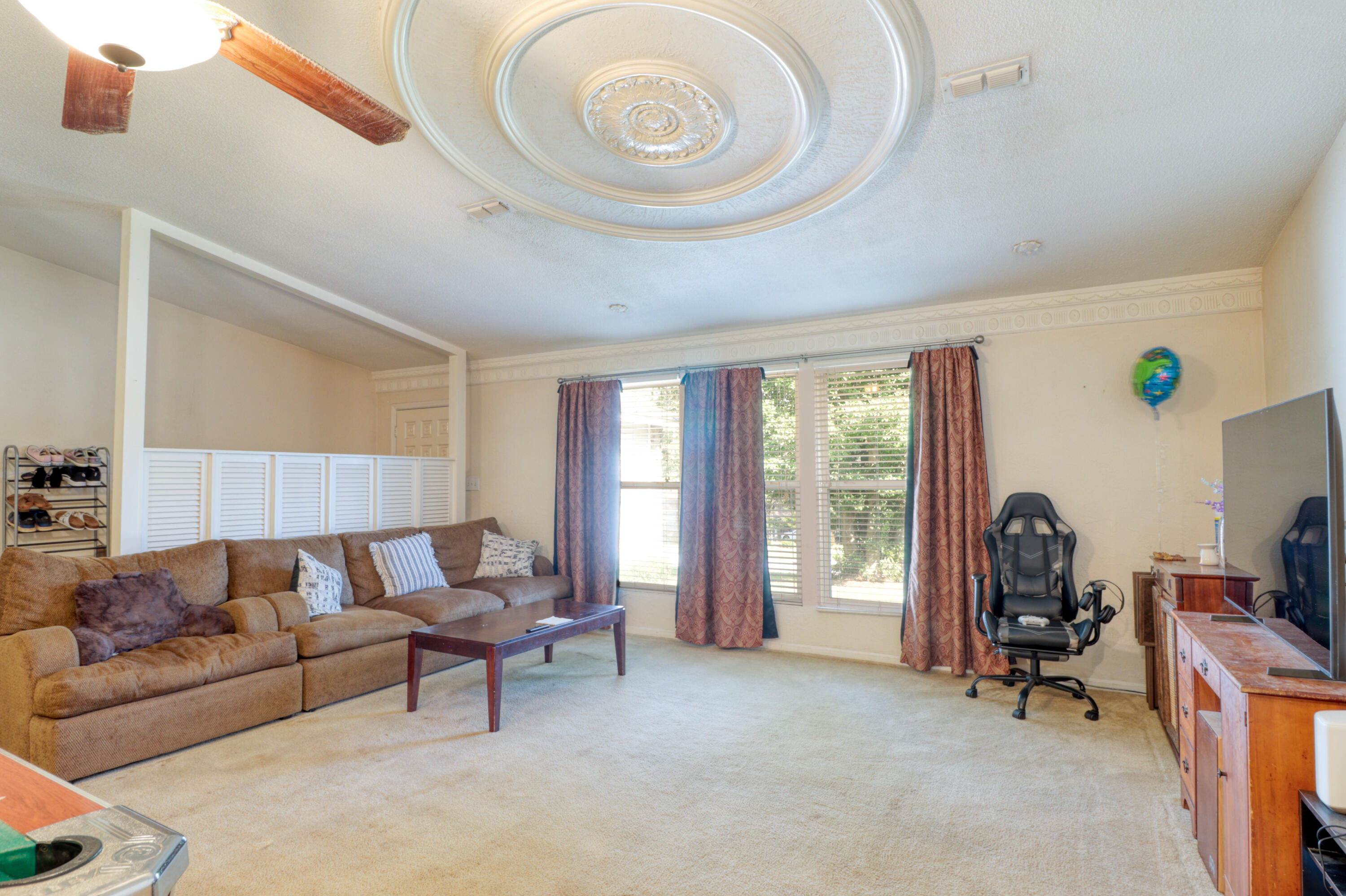 1713 Harrogate Dr.